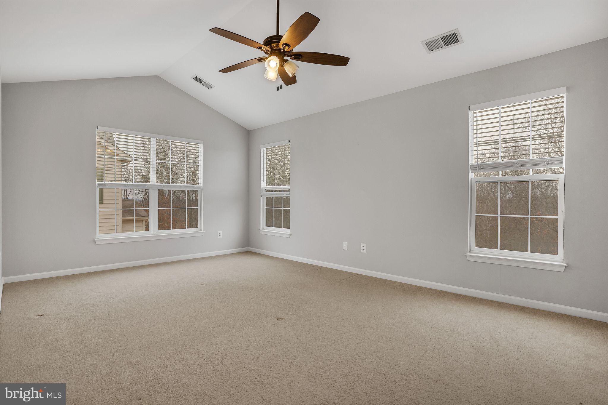 BELMONT COUNTRY CLUB - Residential Lease