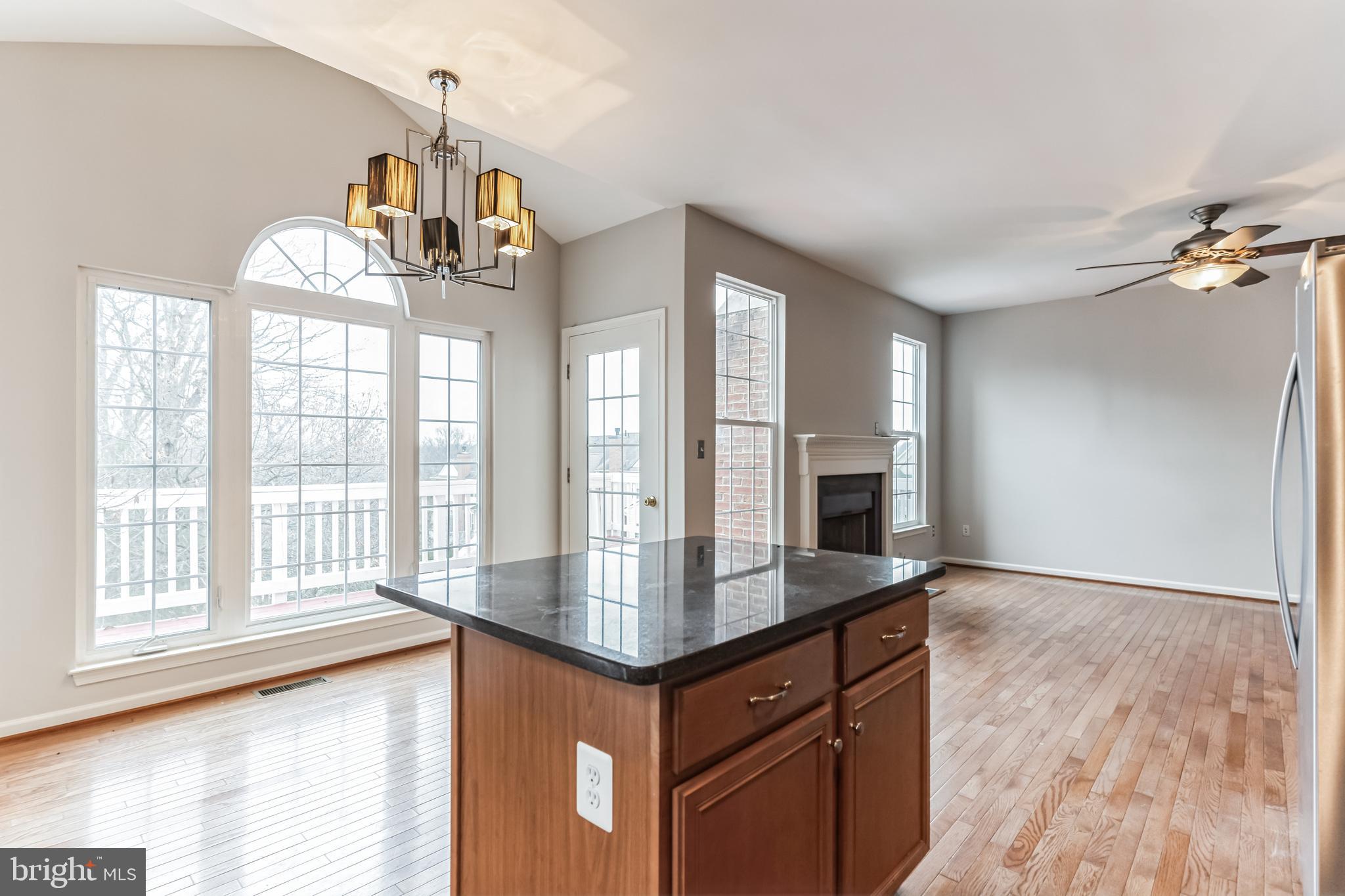 BELMONT COUNTRY CLUB - Residential Lease