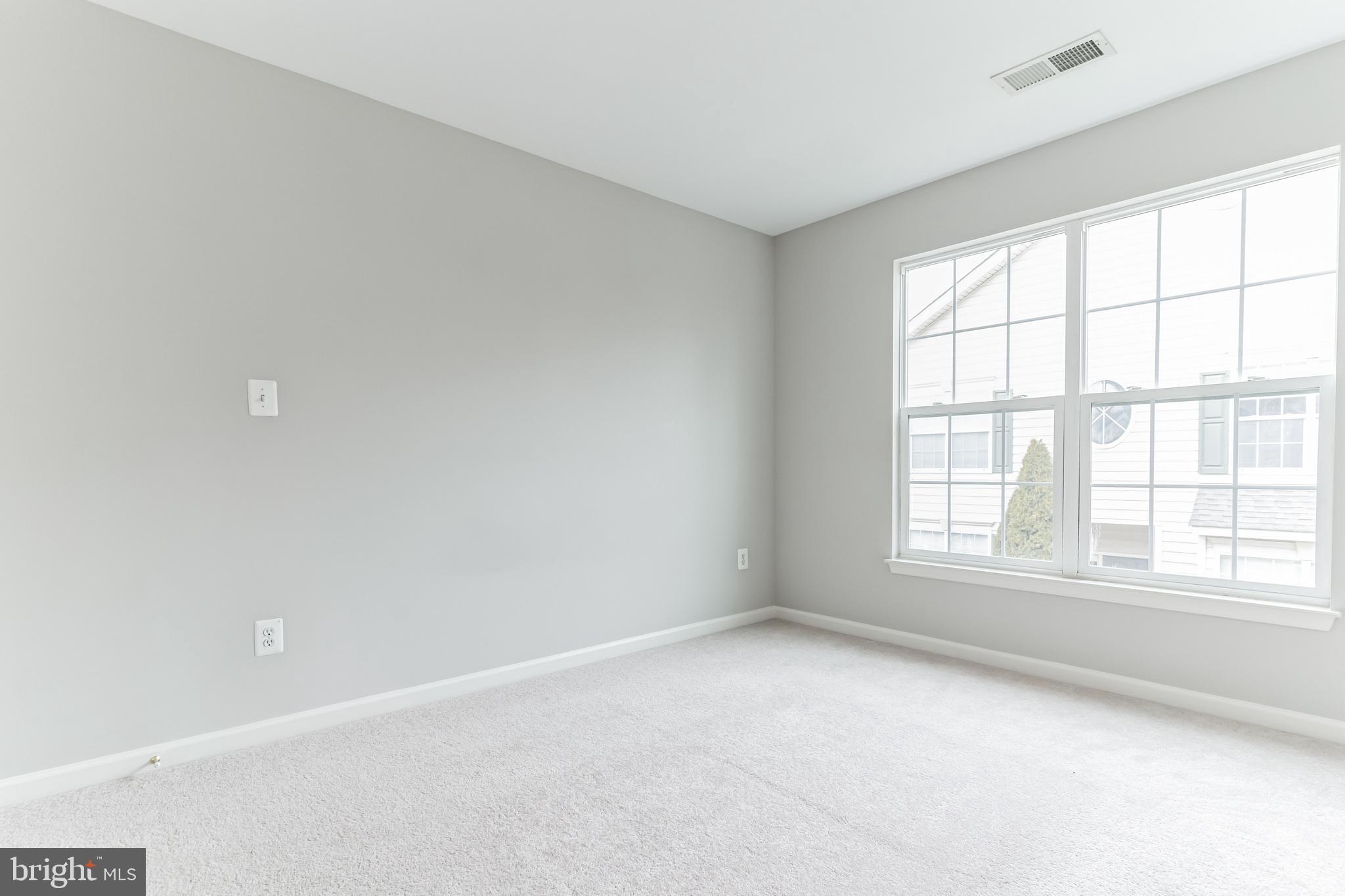 BELMONT COUNTRY CLUB - Residential Lease