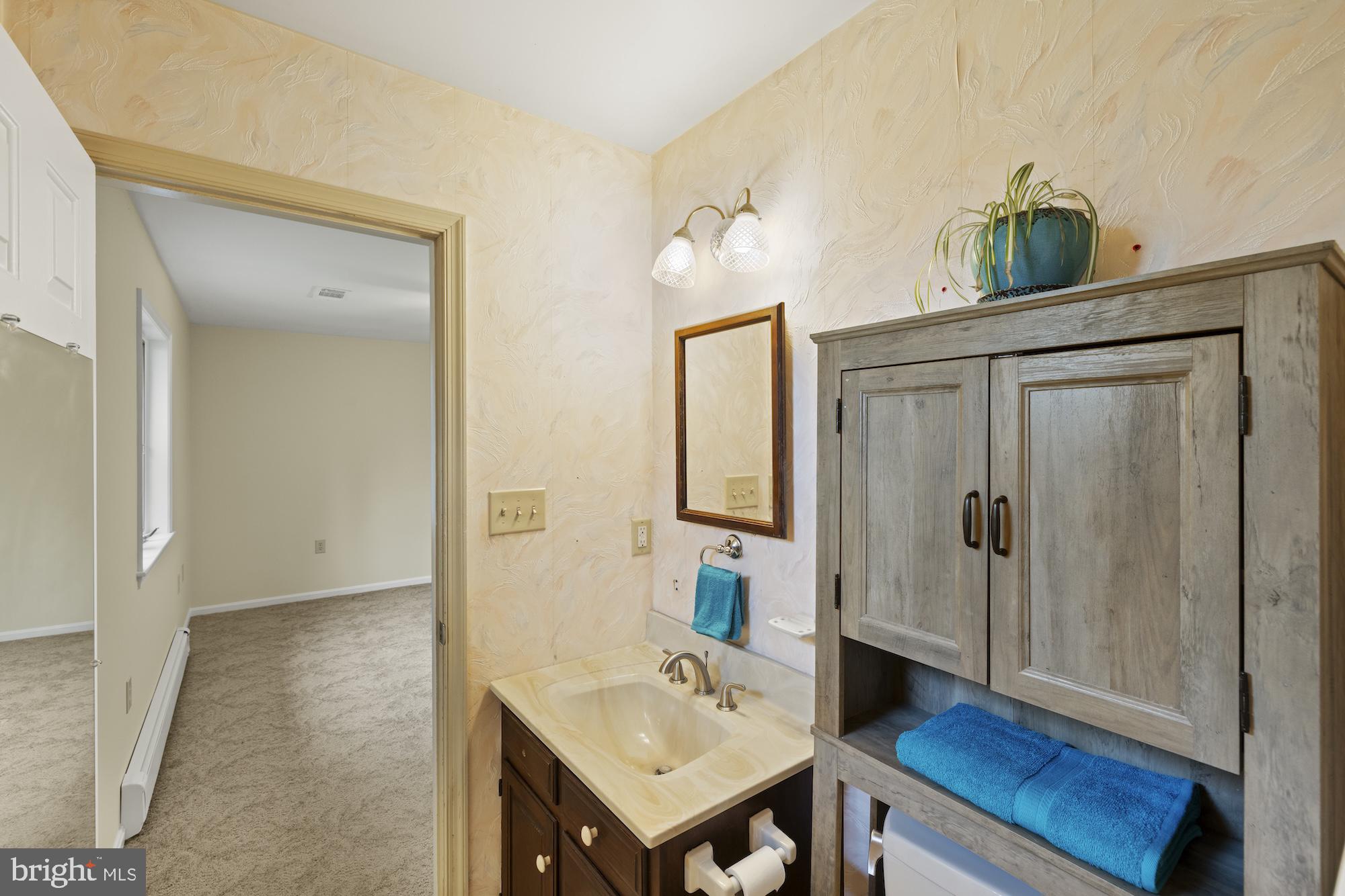 LAKE HERITAGE - Residential