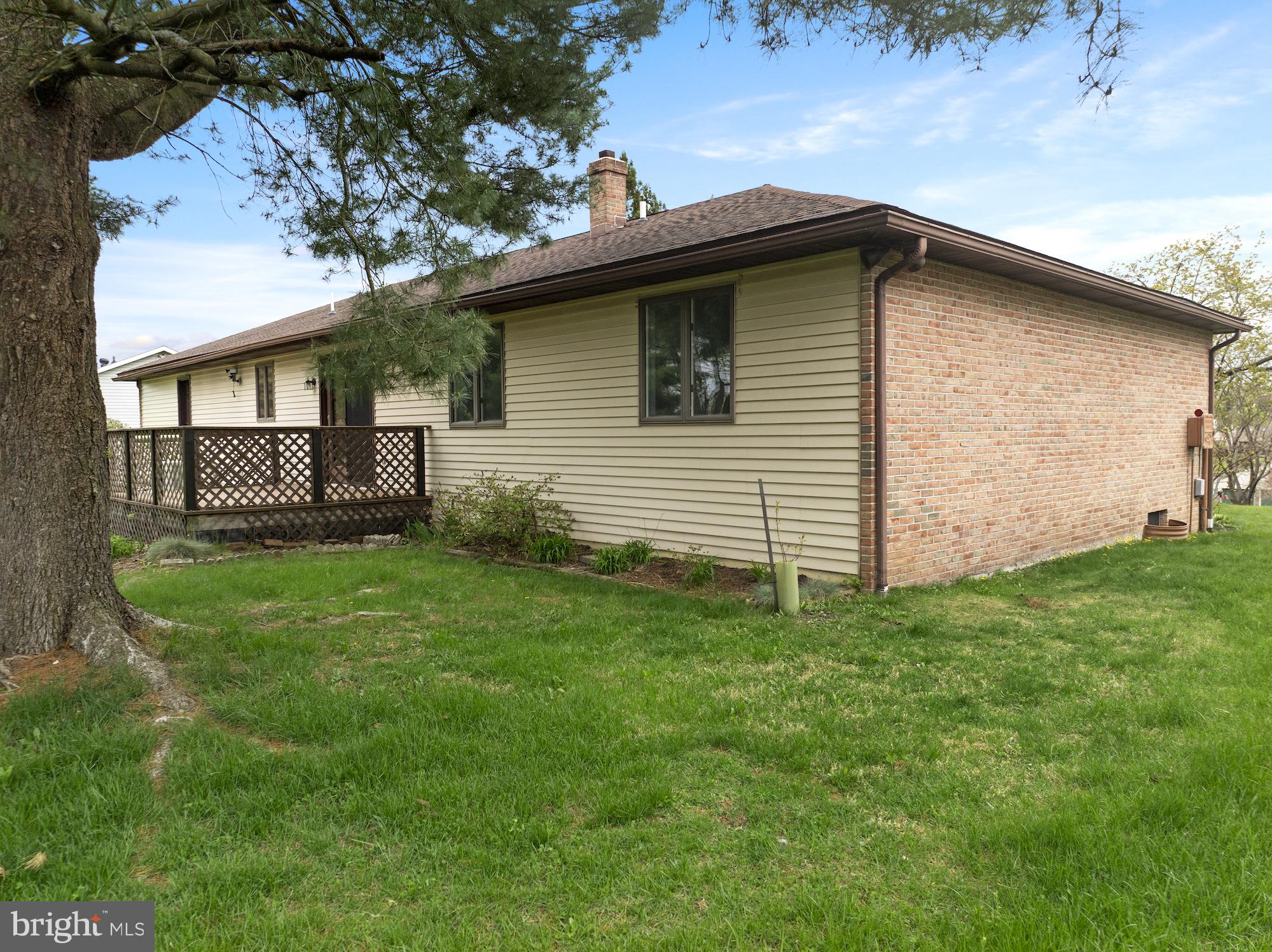 LAKE HERITAGE - Residential