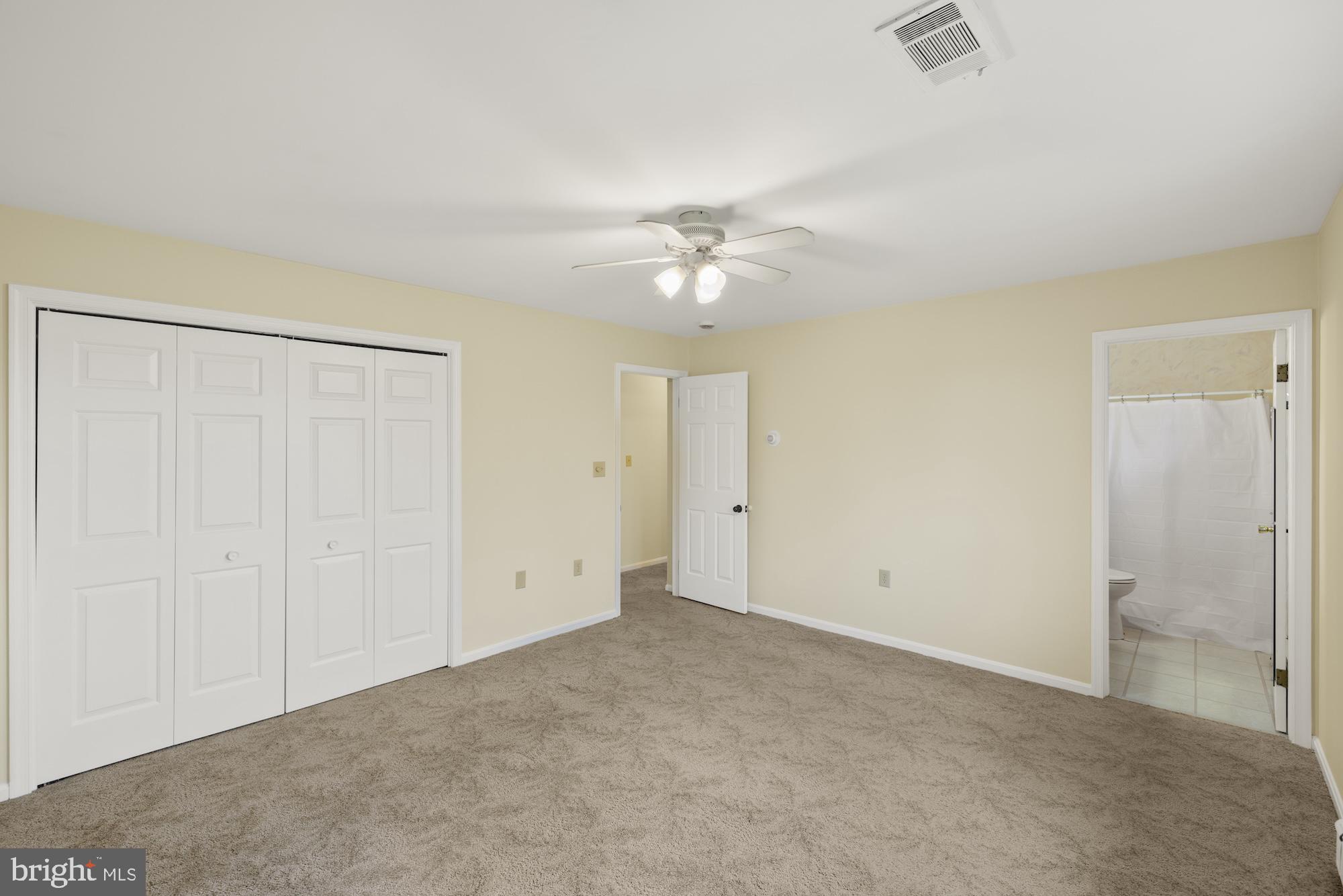 LAKE HERITAGE - Residential