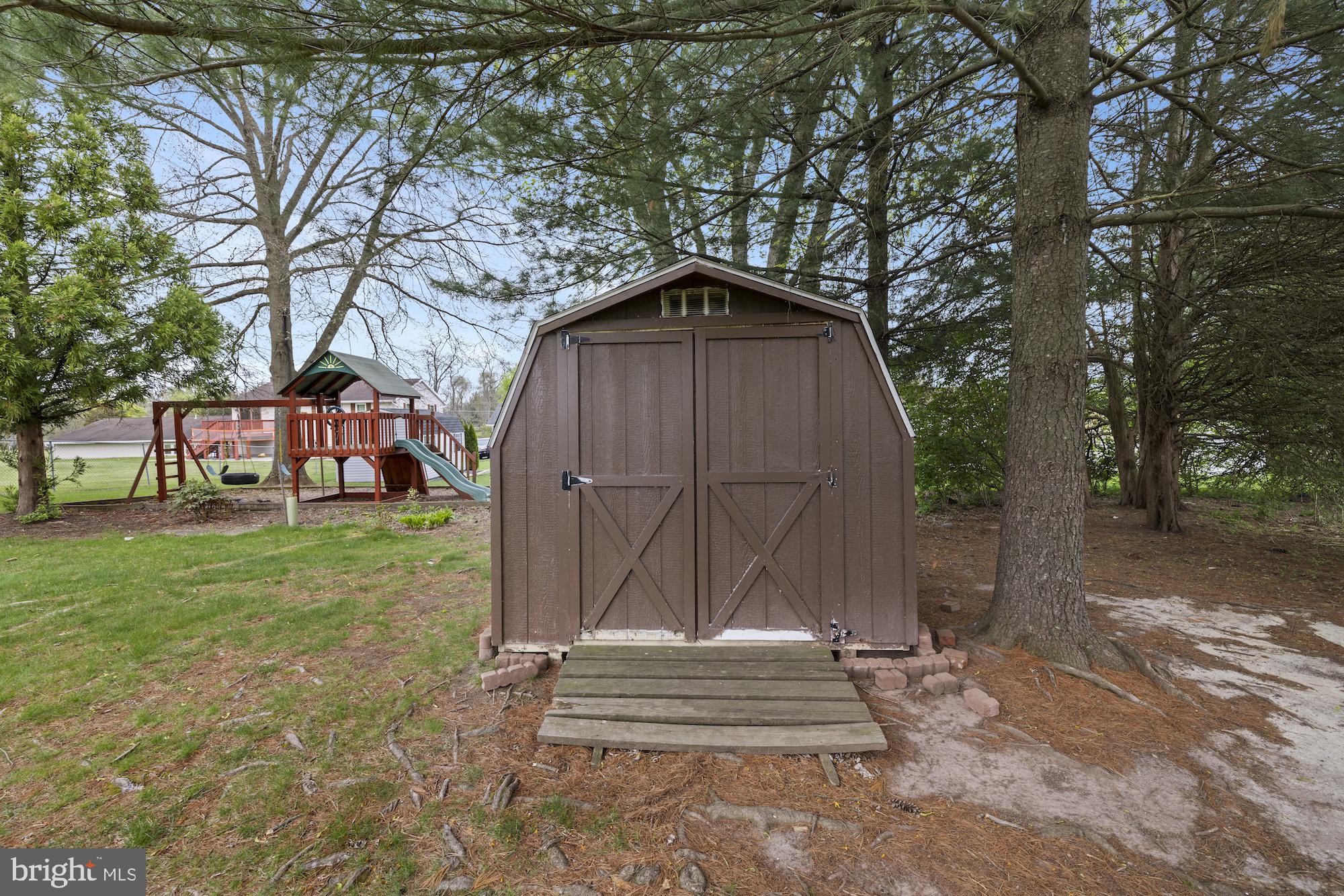 LAKE HERITAGE - Residential