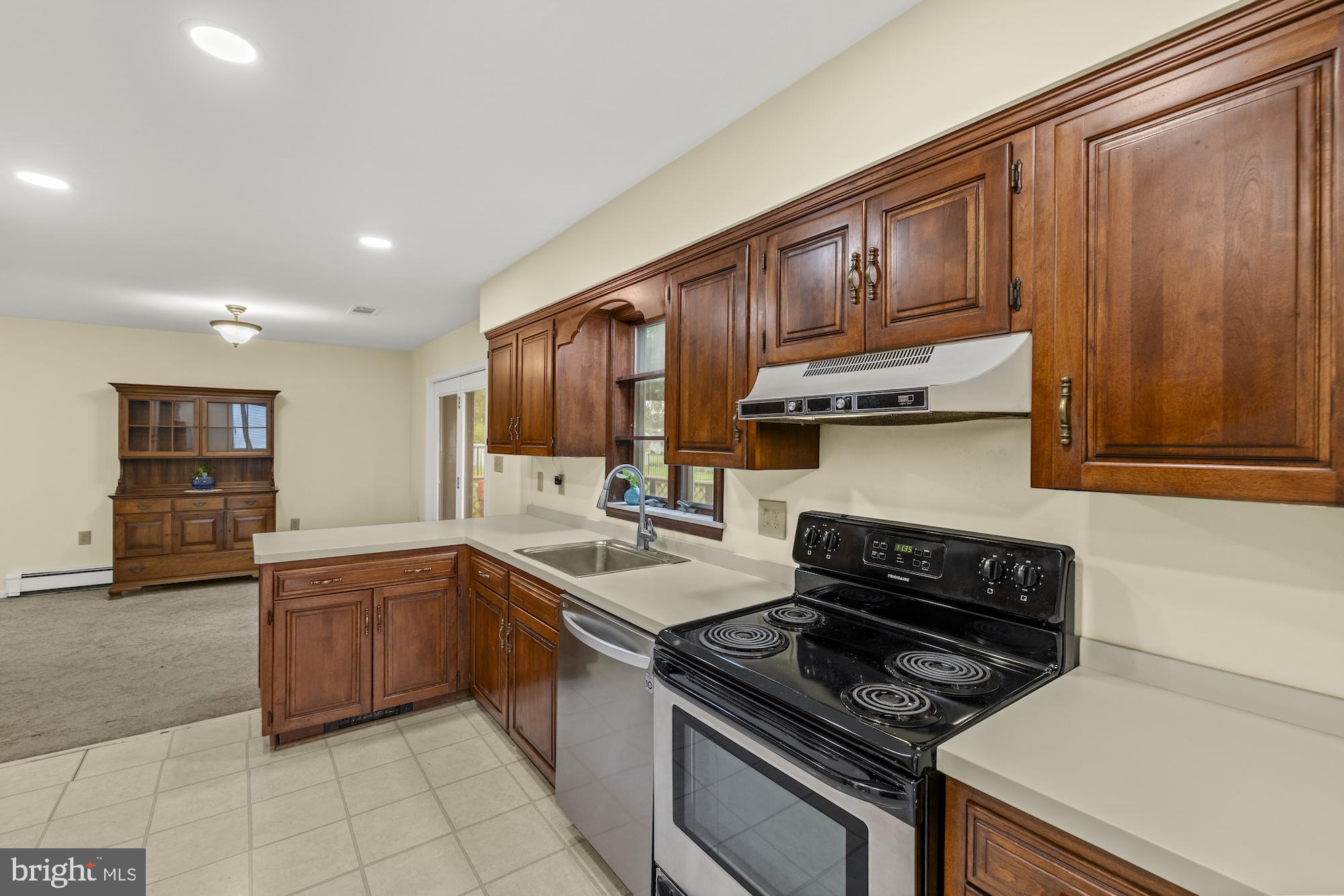 LAKE HERITAGE - Residential