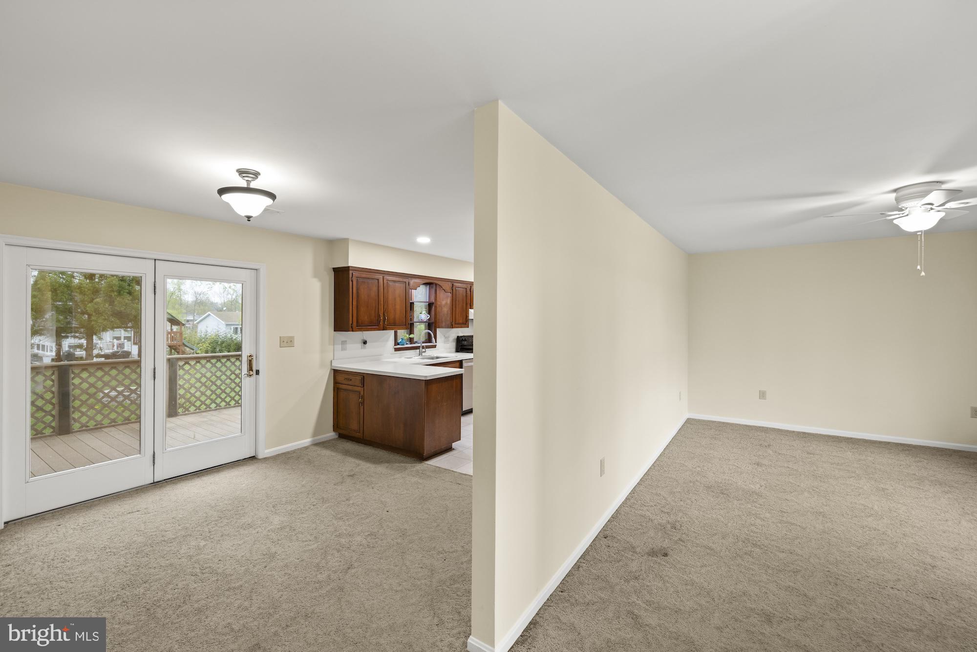 LAKE HERITAGE - Residential