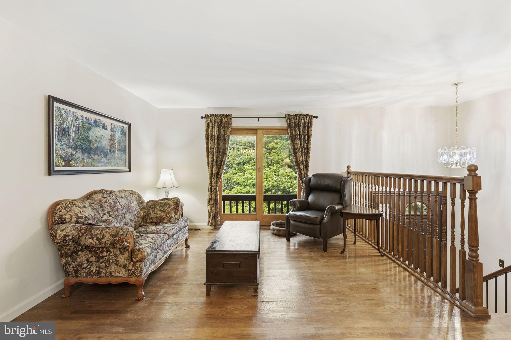 VILLAGE OF LONG REACH - Residential