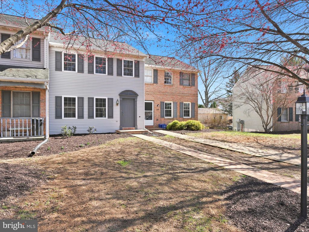 Photo of 62 Brookfield Road, LITITZ, PA 17543 (MLS # PALA2065924)