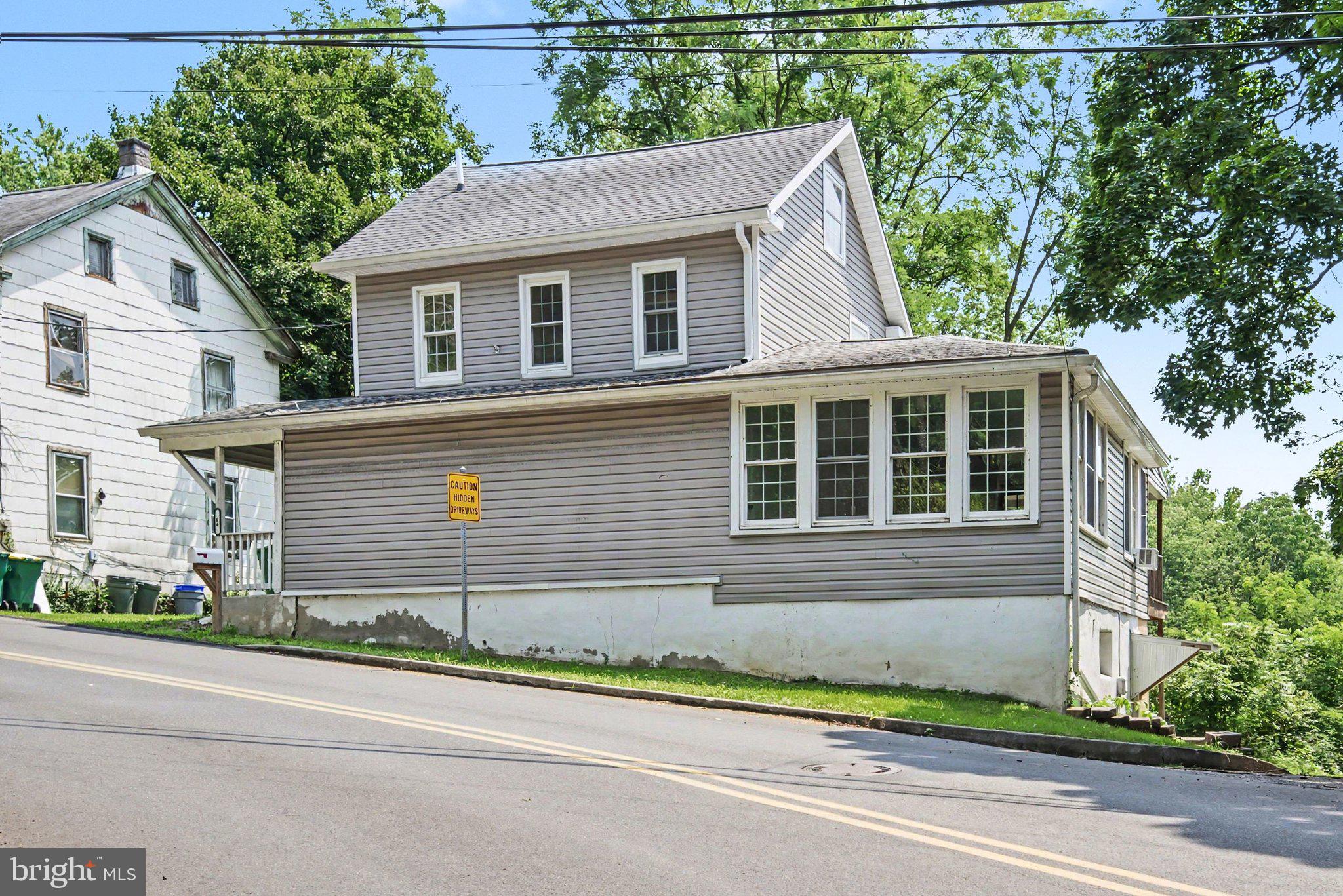 64 CREEKSIDE DRIVE