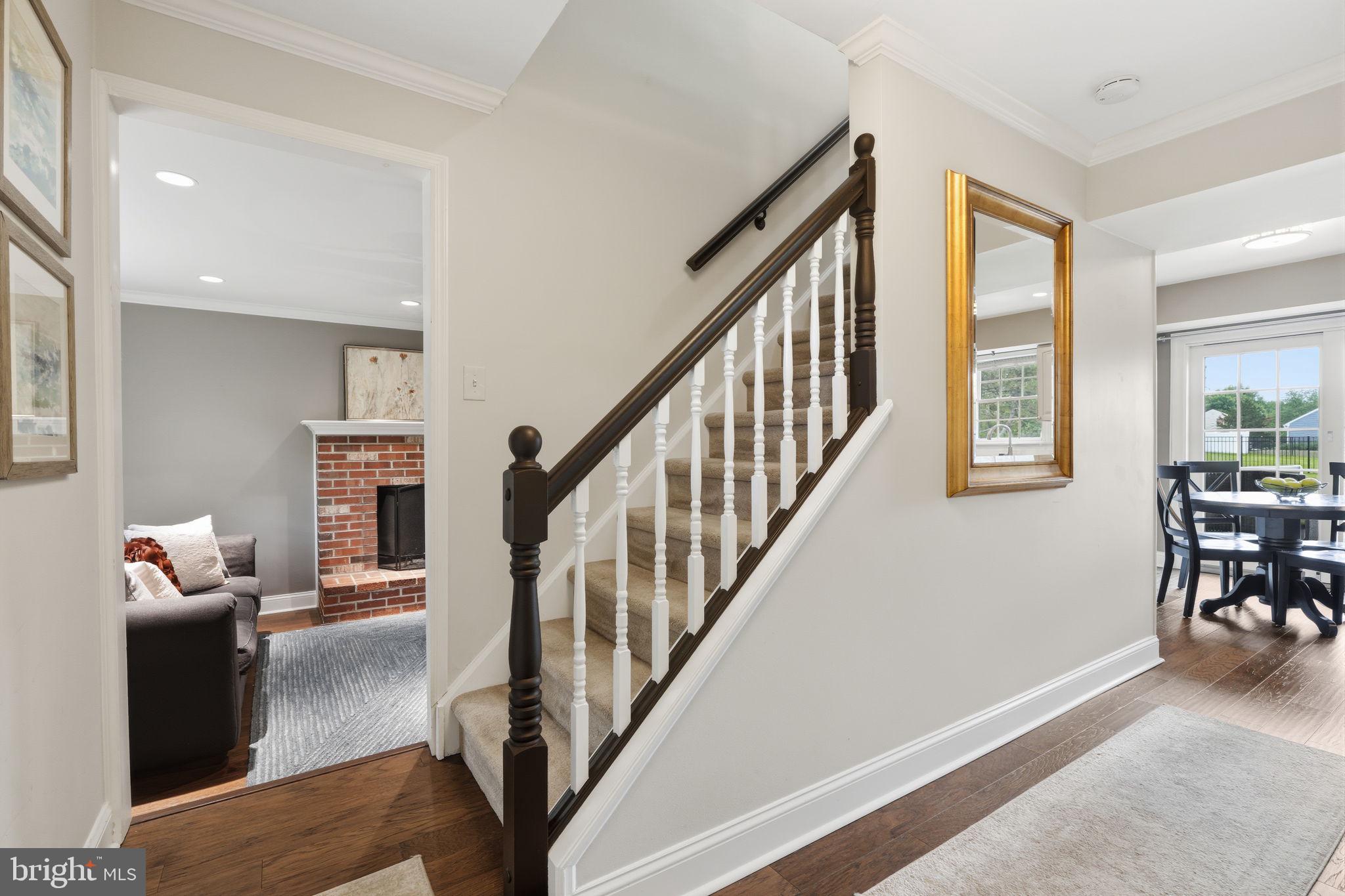 1461 WOODVIEW ROAD