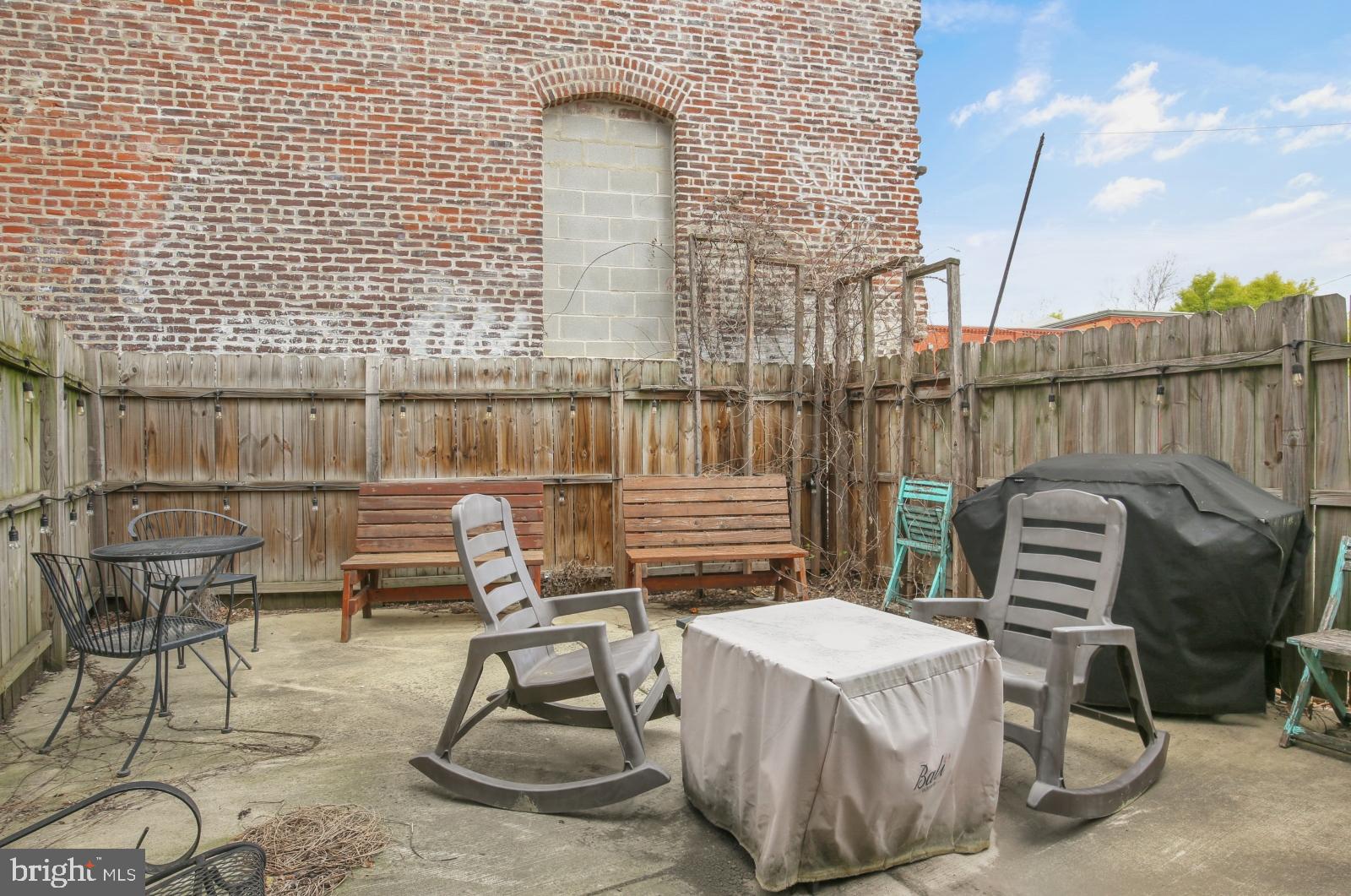 FISHTOWN - Residential Lease