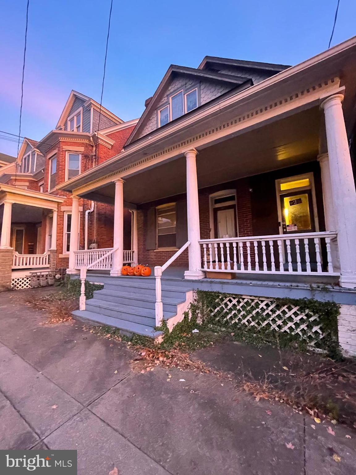 132 E KING STREET