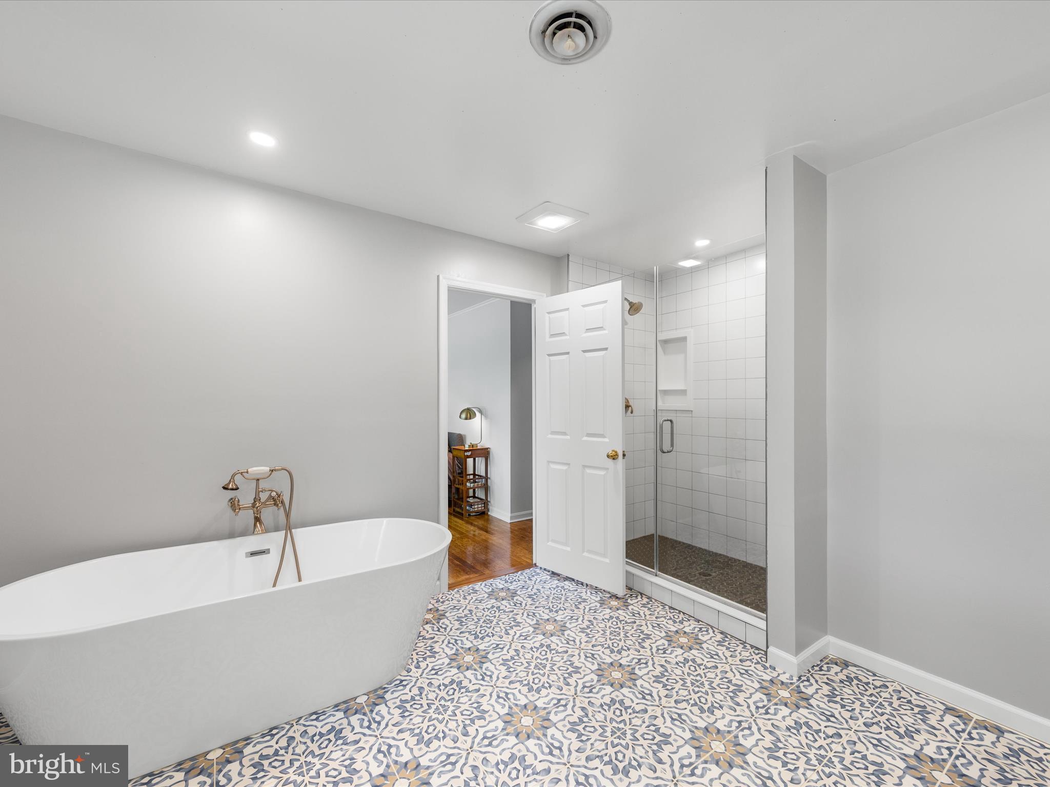 CANTERBURY - Residential