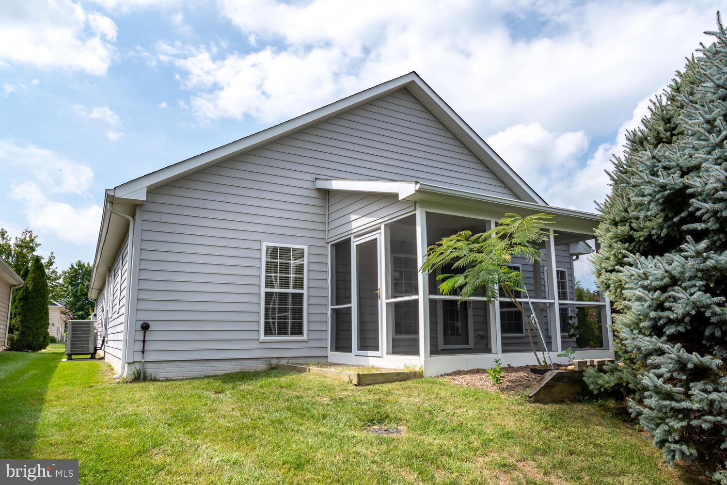 SYMPHONY VILLAGE AT CENTREVILLE - Residential