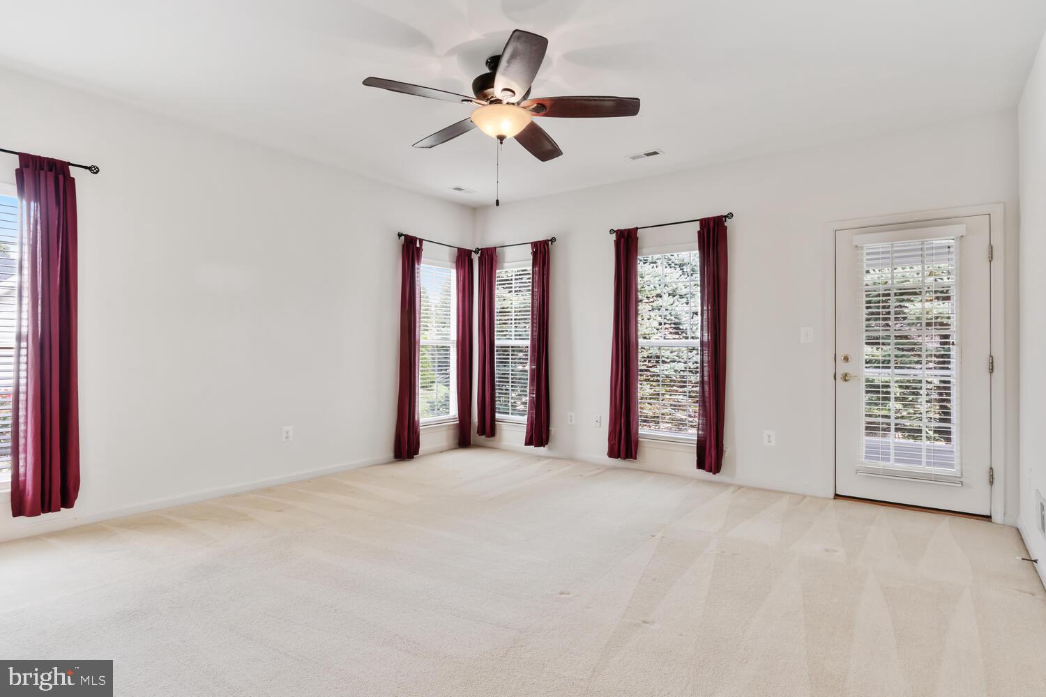 SYMPHONY VILLAGE AT CENTREVILLE - Residential