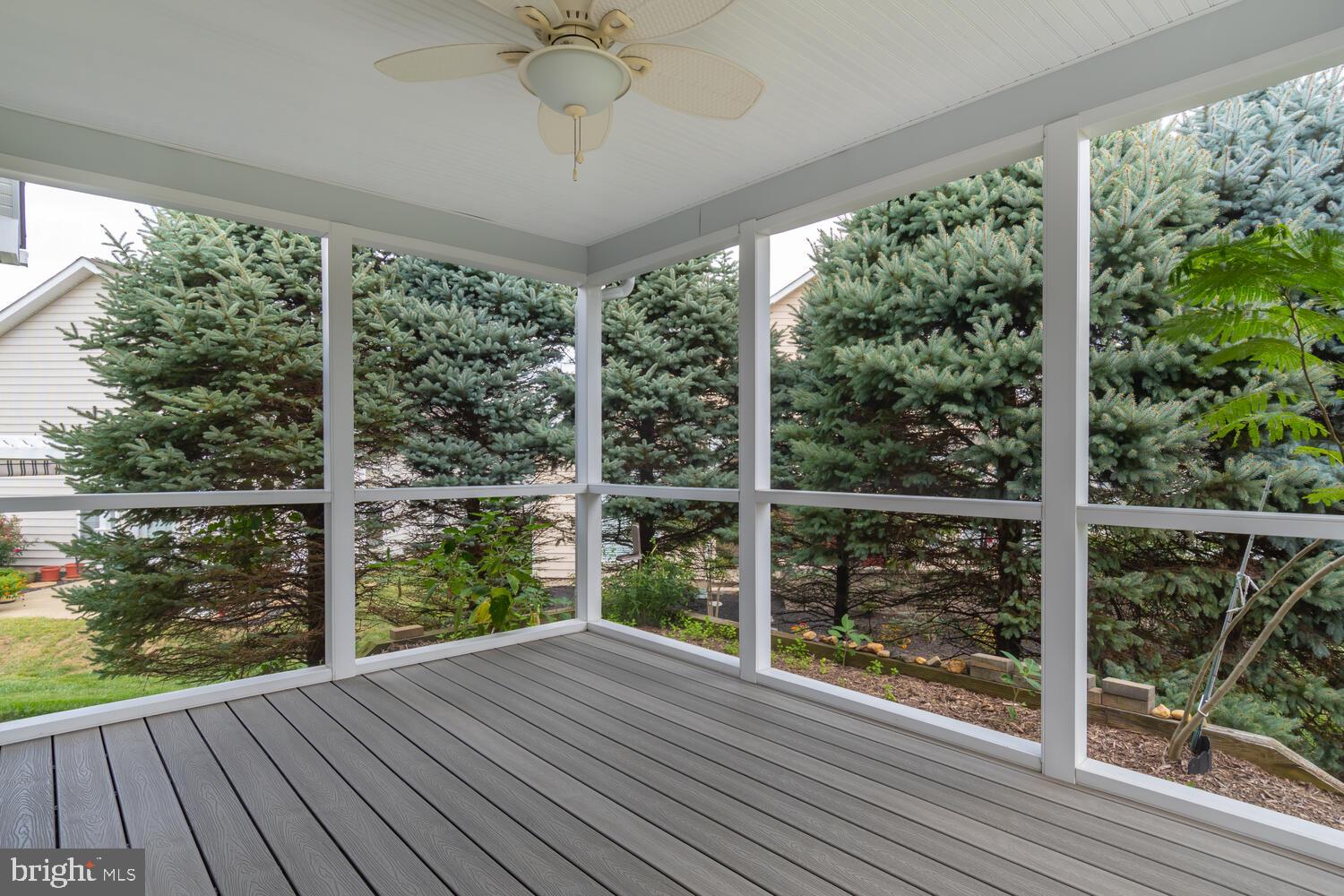 SYMPHONY VILLAGE AT CENTREVILLE - Residential