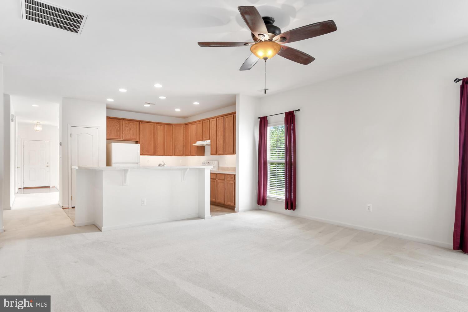 SYMPHONY VILLAGE AT CENTREVILLE - Residential