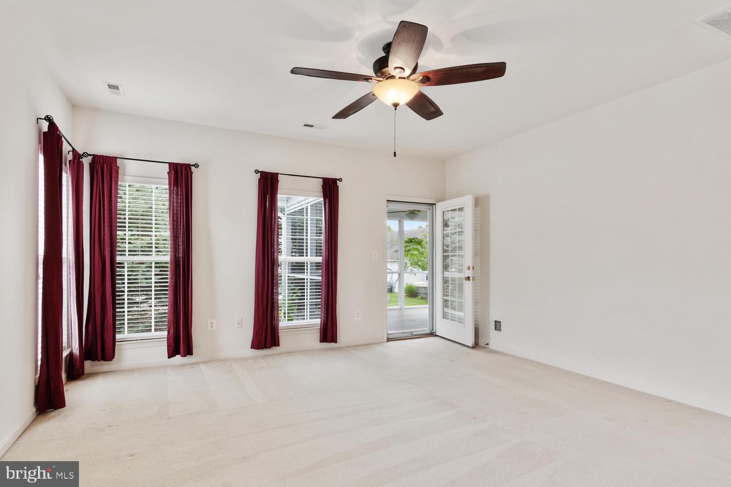 SYMPHONY VILLAGE AT CENTREVILLE - Residential