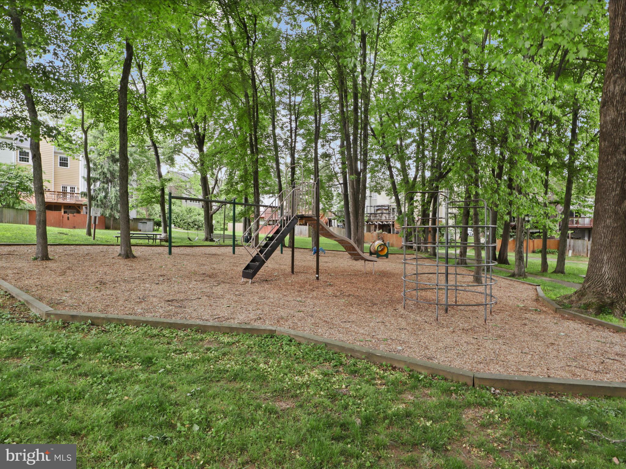 BLAKELEE - Residential Lease