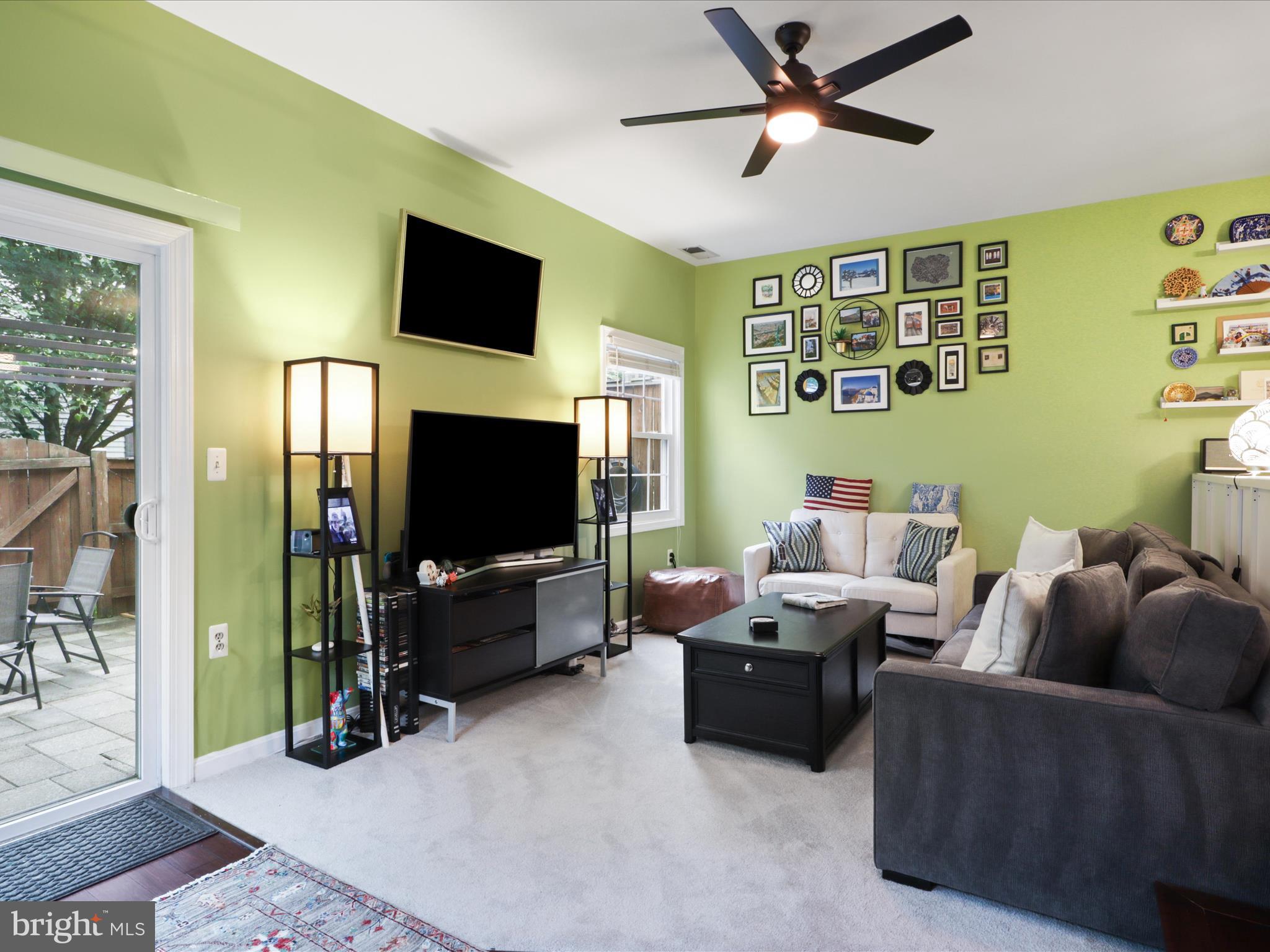 BLAKELEE - Residential Lease