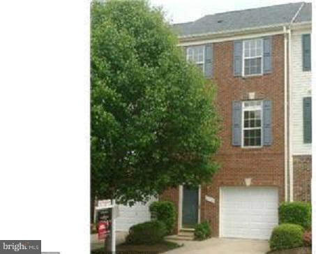 GLEN OAKS CONDOMINIUM - Residential Lease