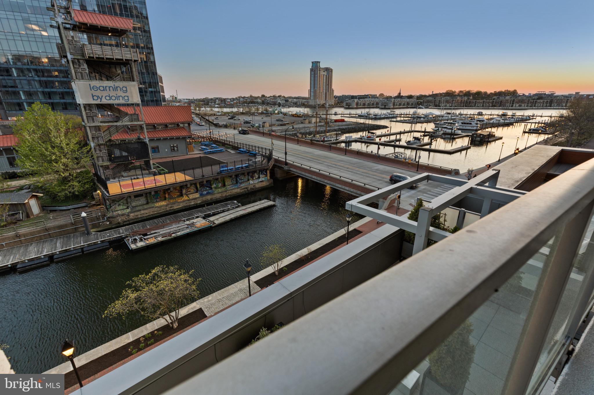 HARBOR EAST - Residential