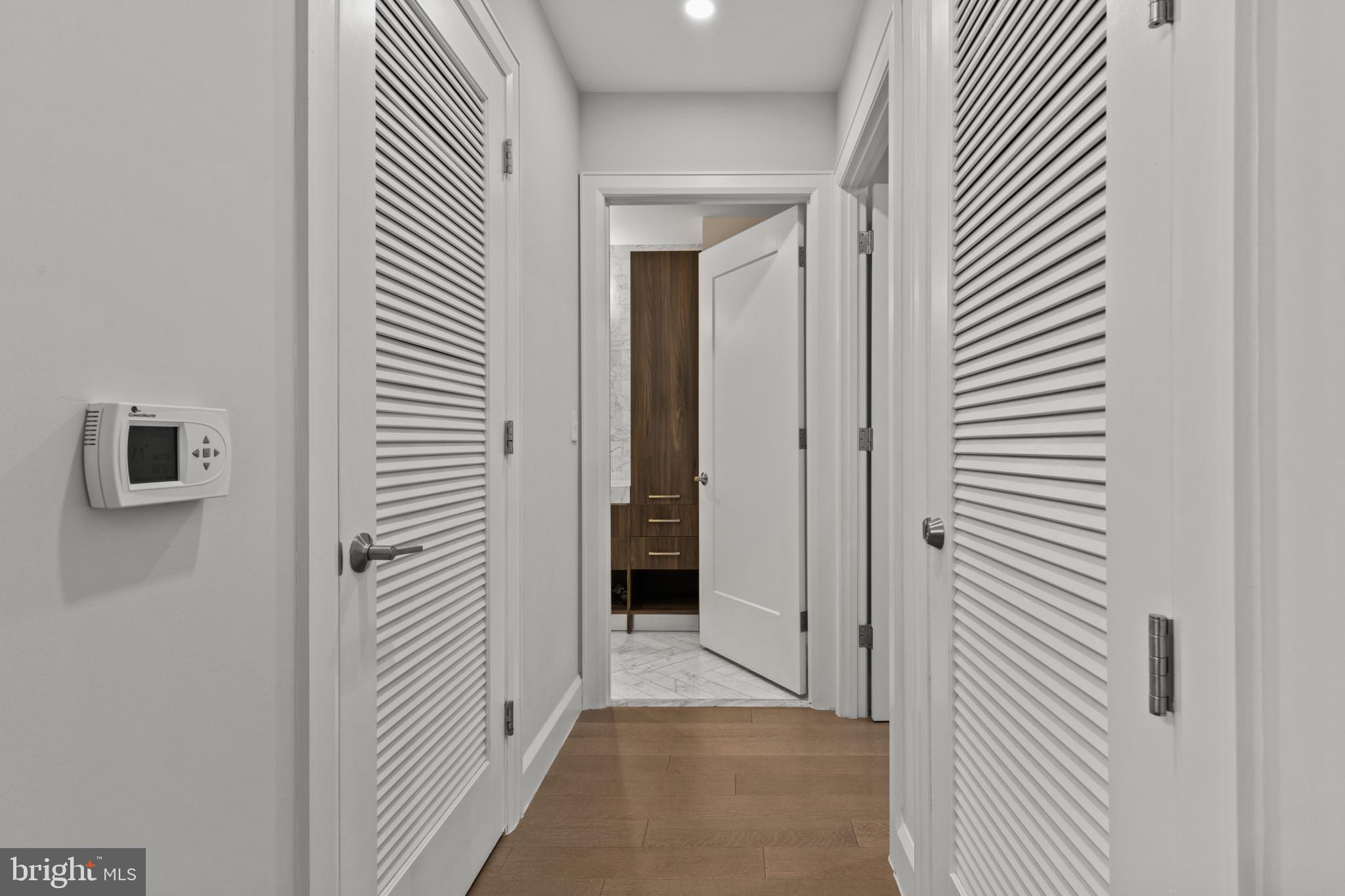 HARBOR EAST - Residential