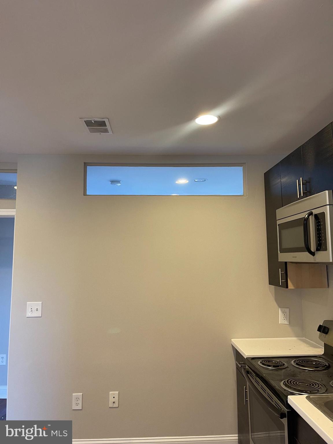 543 FLORIDA AVENUE NW 4