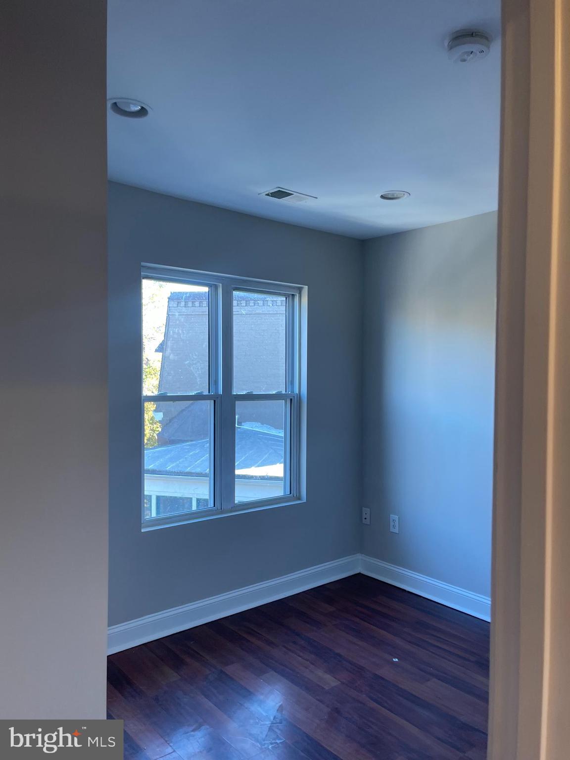 543 FLORIDA AVENUE NW 4