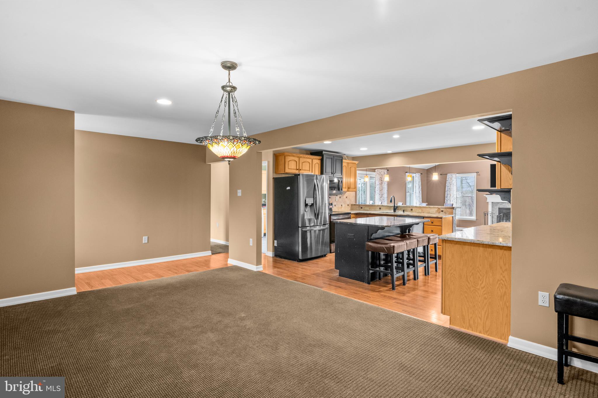 AUTUMNS EDGE - Residential