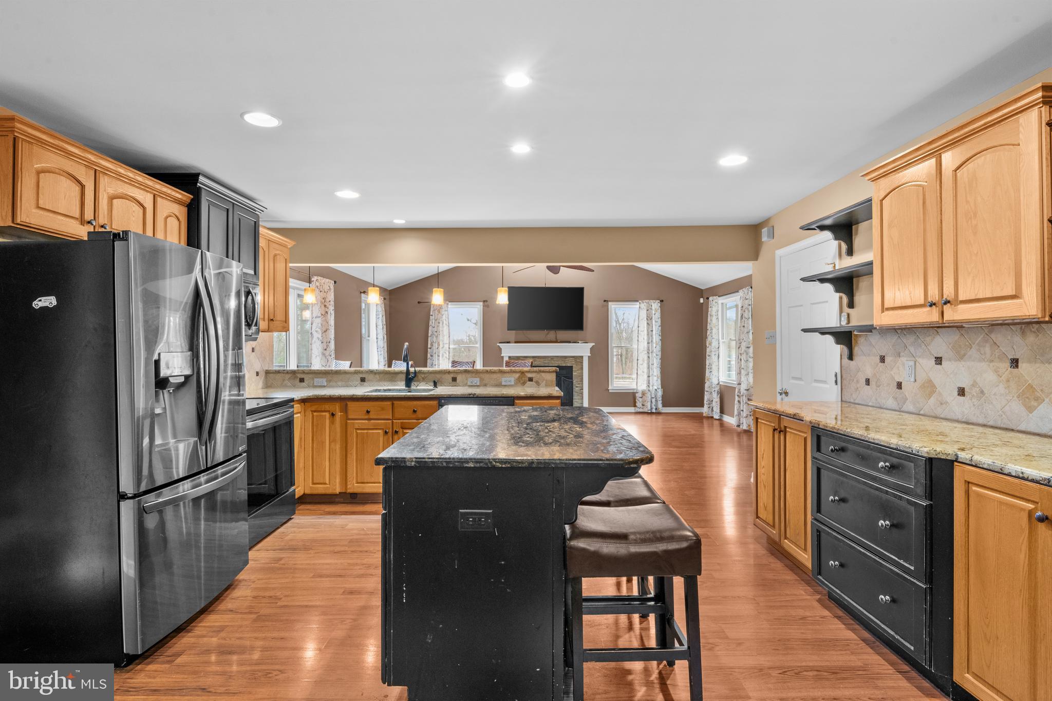 AUTUMNS EDGE - Residential