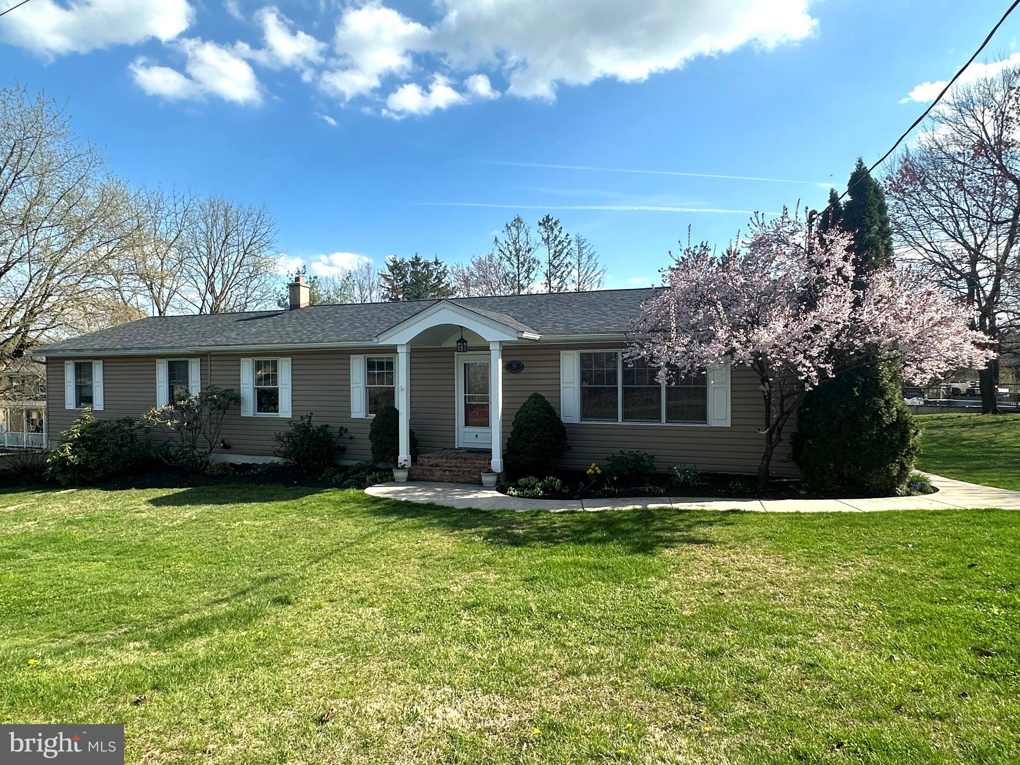 AUTUMNS EDGE - Residential