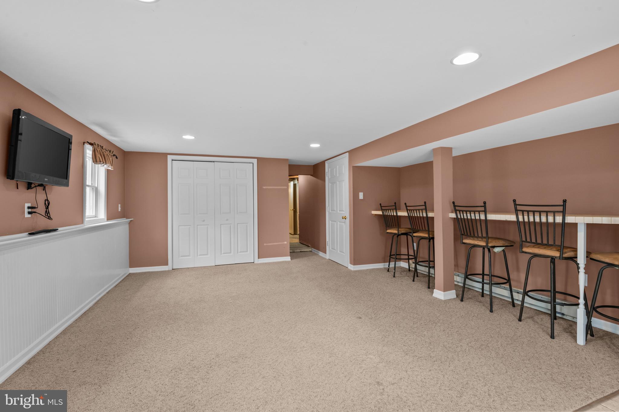 AUTUMNS EDGE - Residential