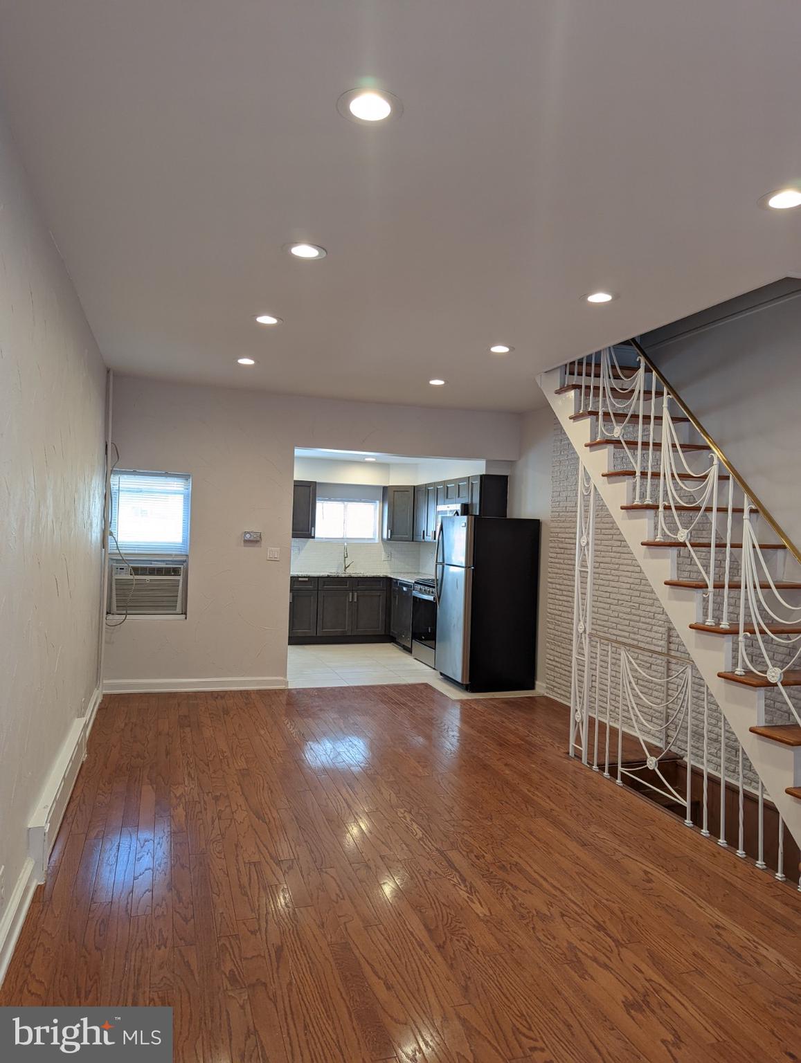 MELROSE - Residential Lease