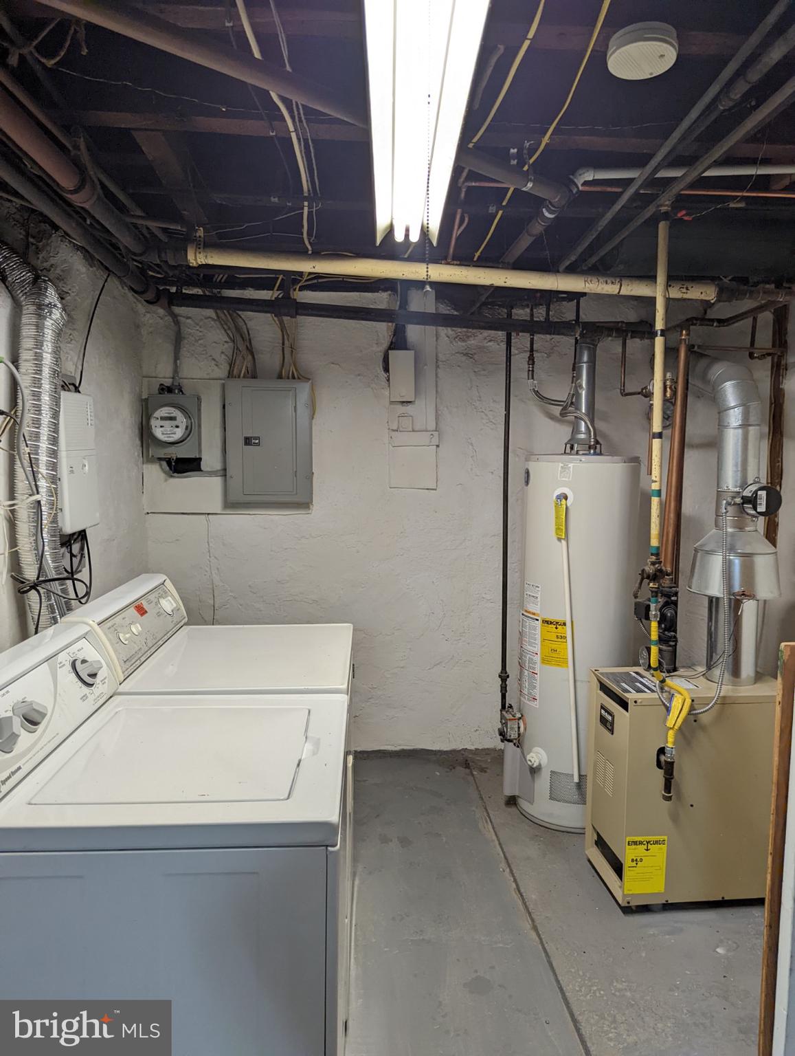 MELROSE - Residential Lease