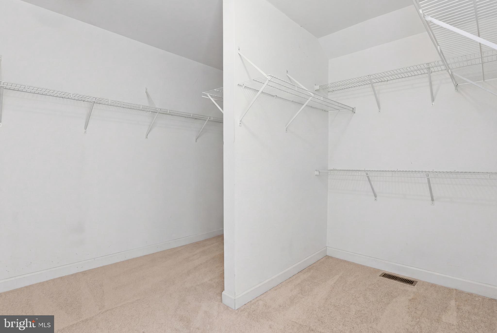 SPRING RIDGE - Residential