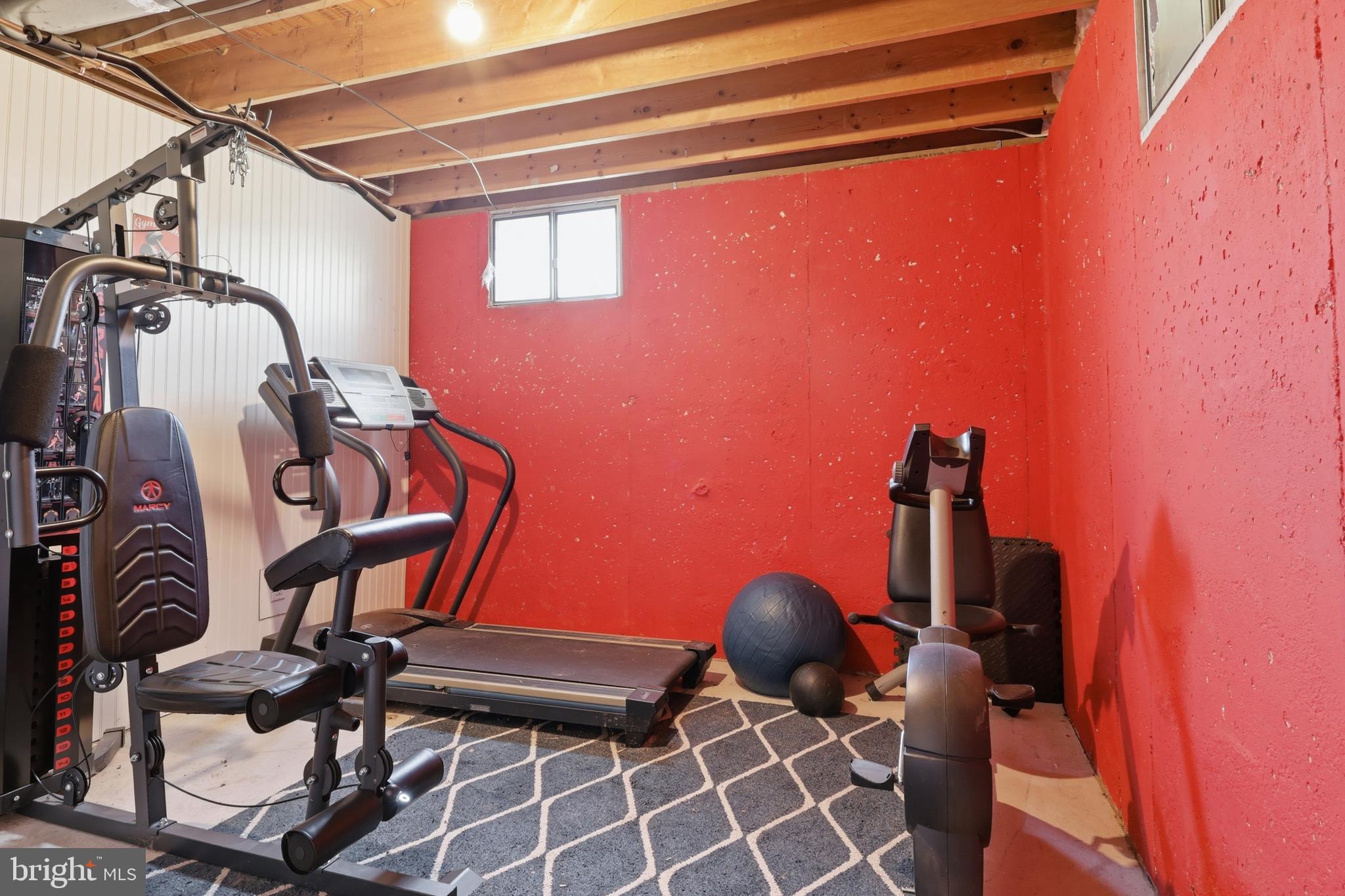 SPRING RIDGE - Residential