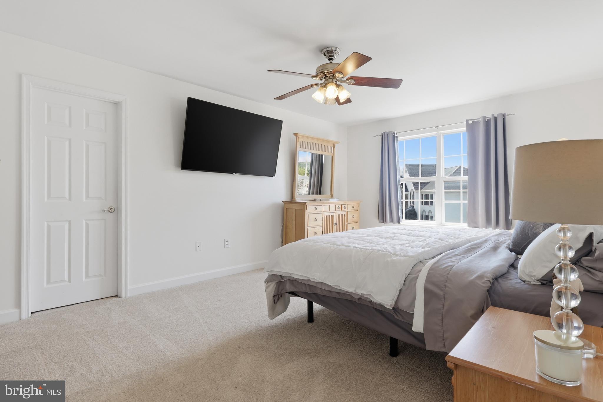 SPRING RIDGE - Residential