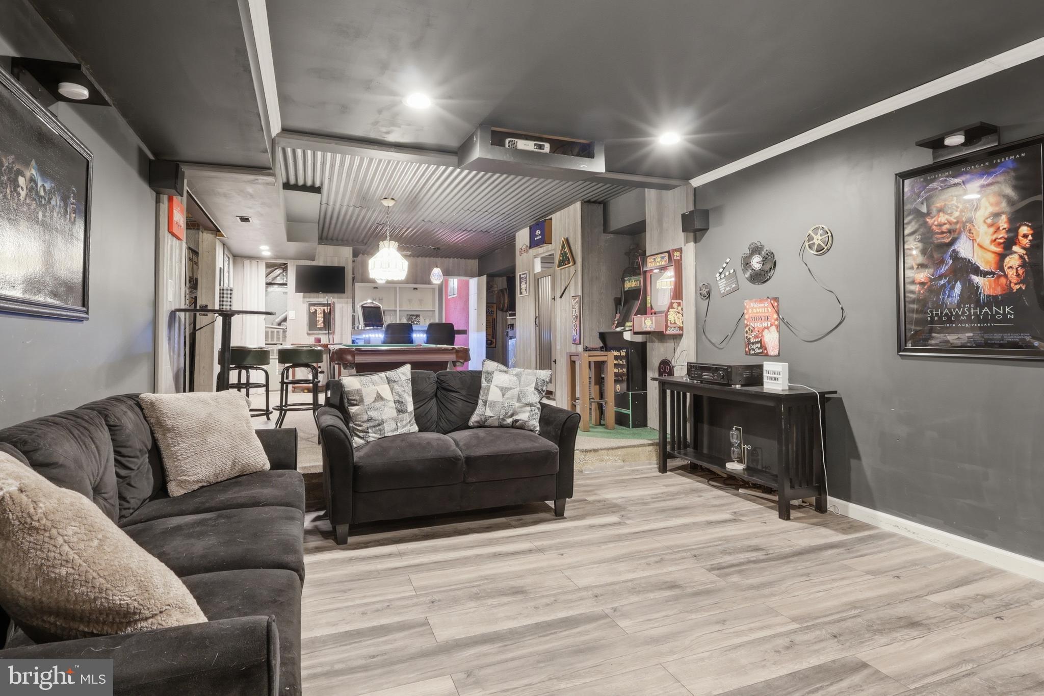 SPRING RIDGE - Residential