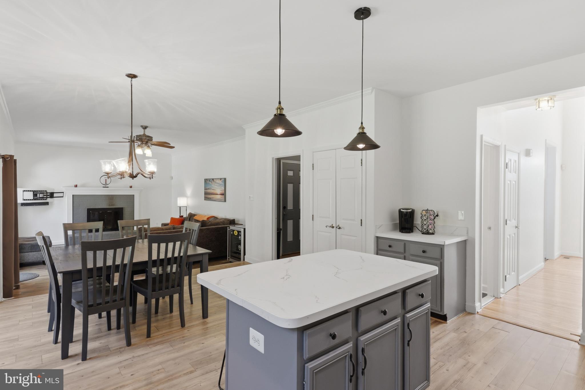 SPRING RIDGE - Residential