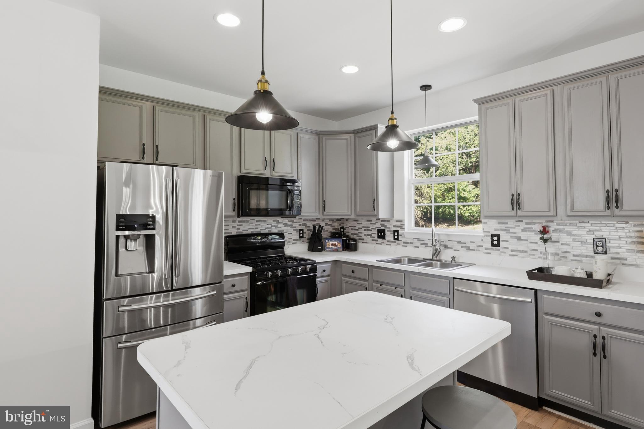 SPRING RIDGE - Residential