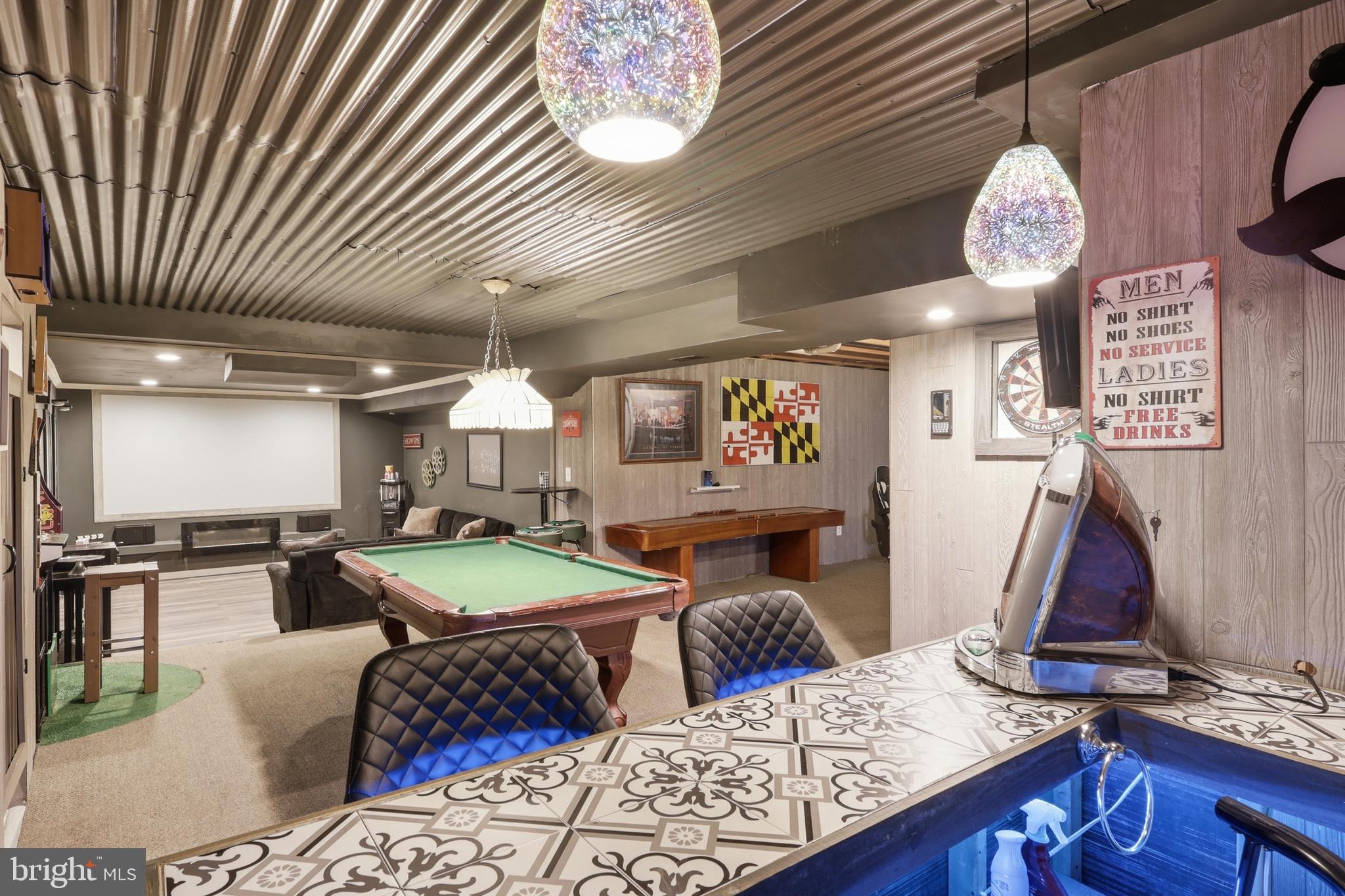 SPRING RIDGE - Residential