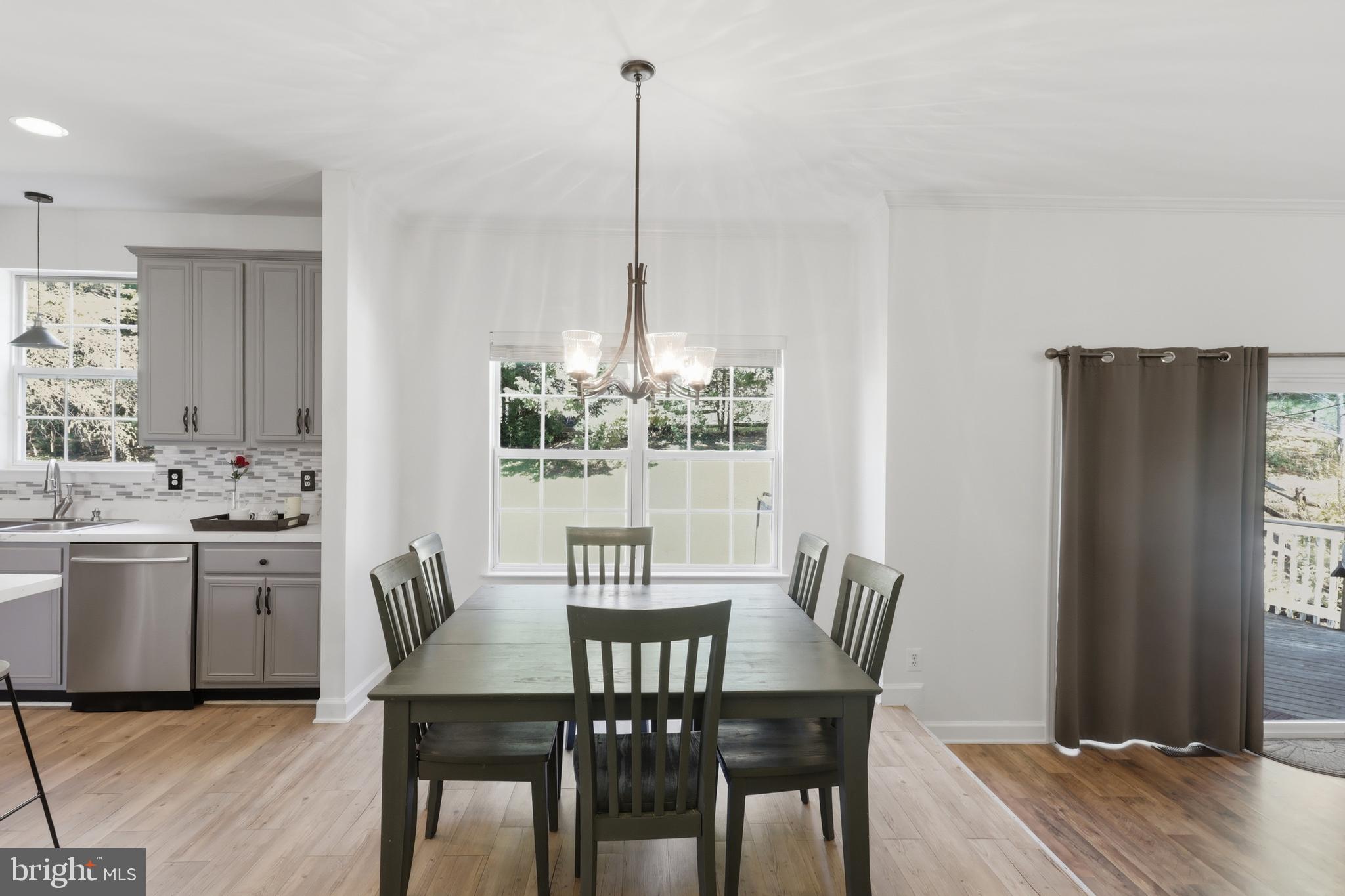 SPRING RIDGE - Residential