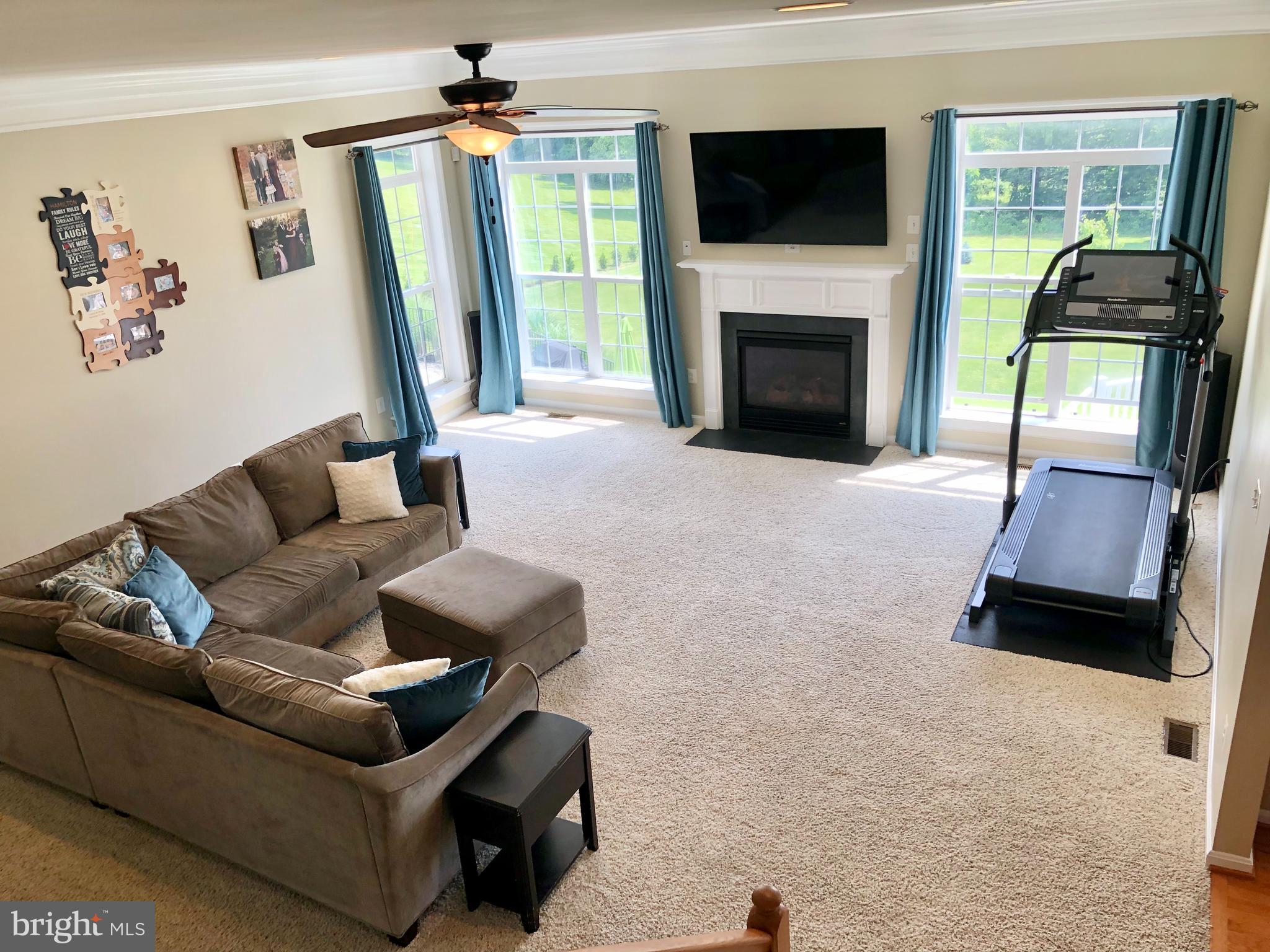 SADDLE VIEW - Residential