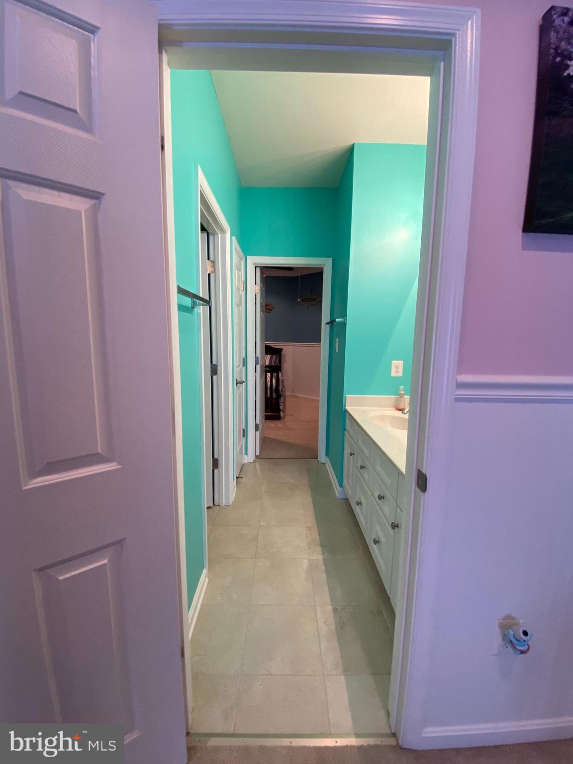 SADDLE VIEW - Residential