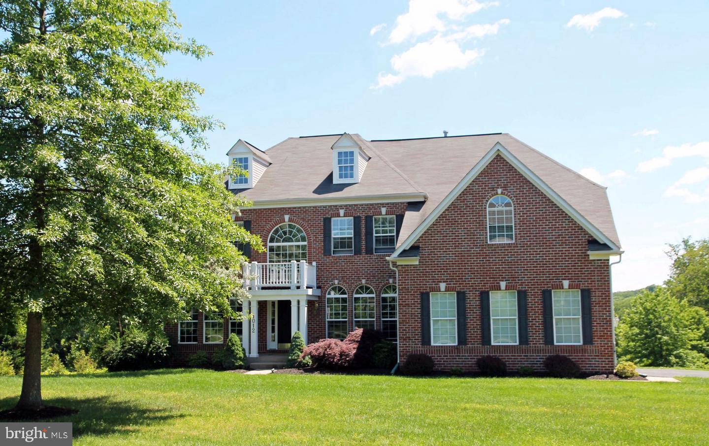 SADDLE VIEW - Residential