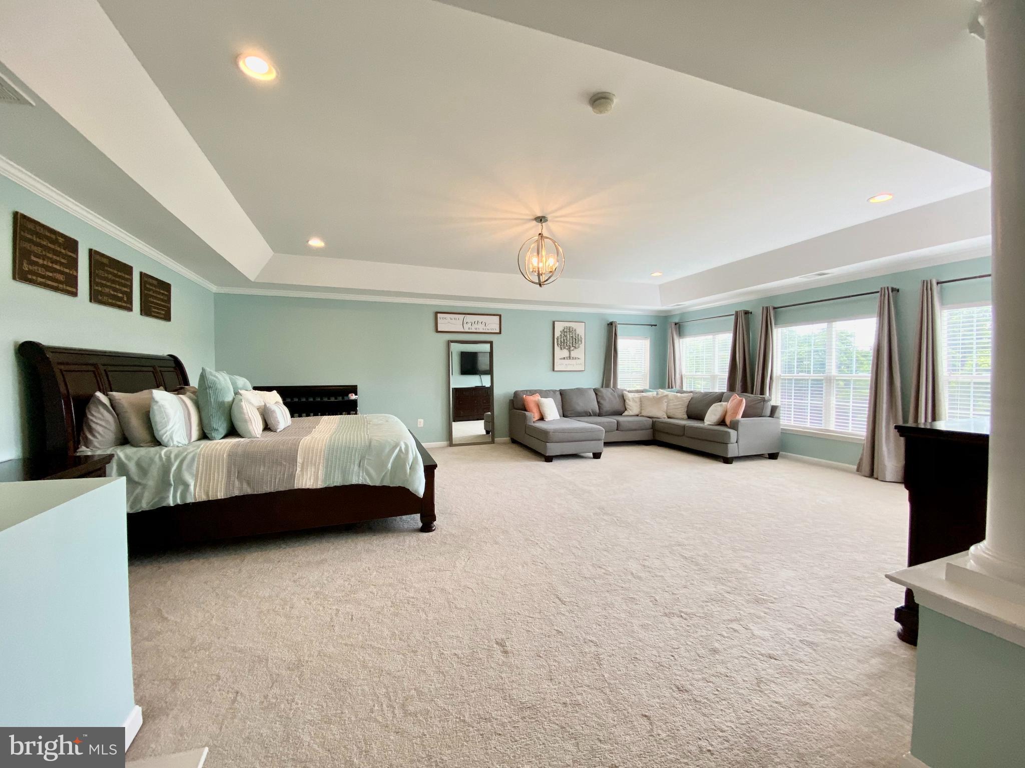 SADDLE VIEW - Residential