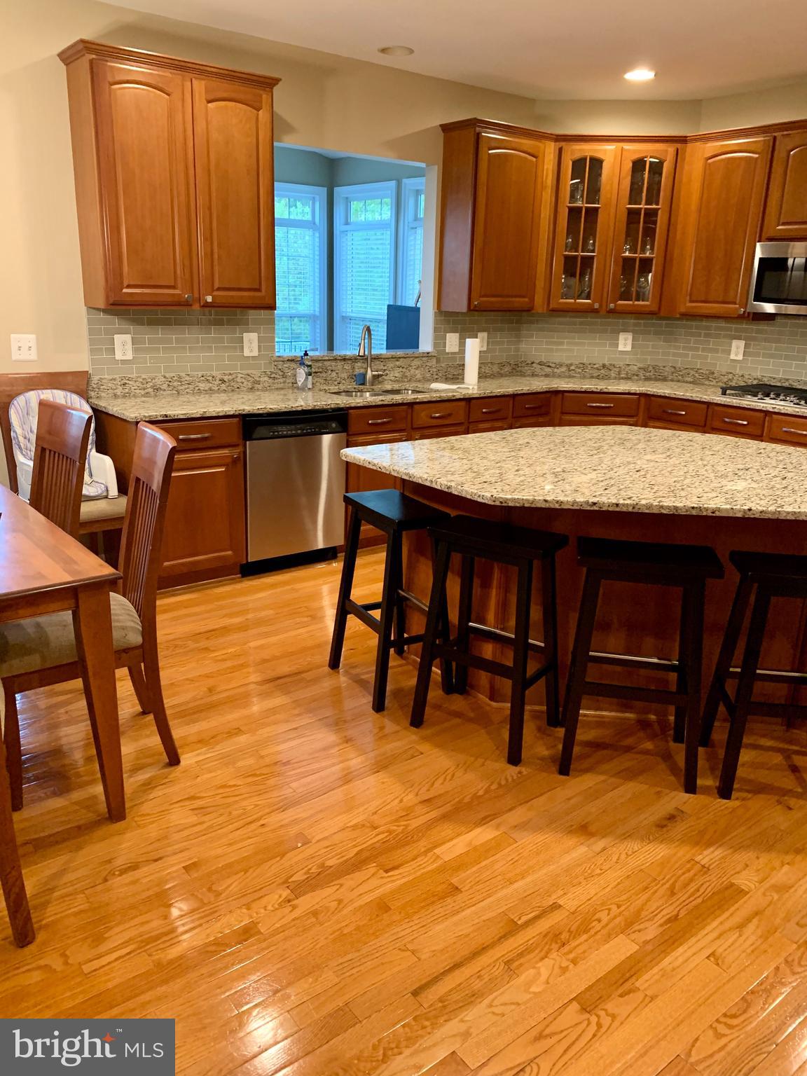 SADDLE VIEW - Residential