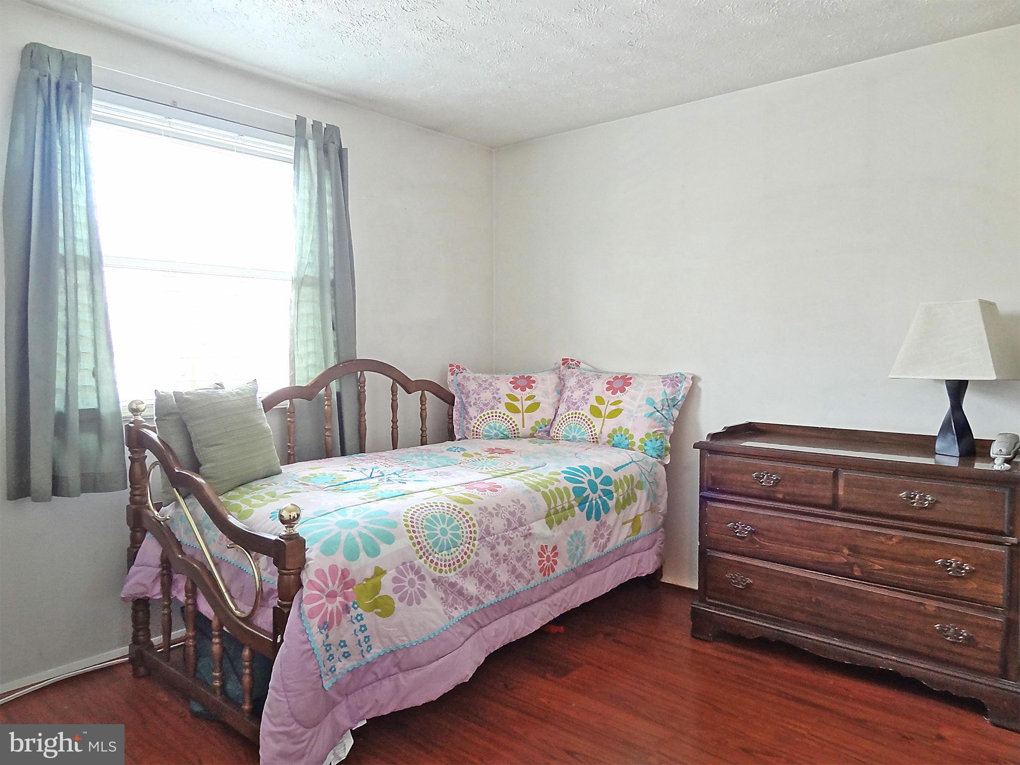 PROSPECT KNOLLS - Residential