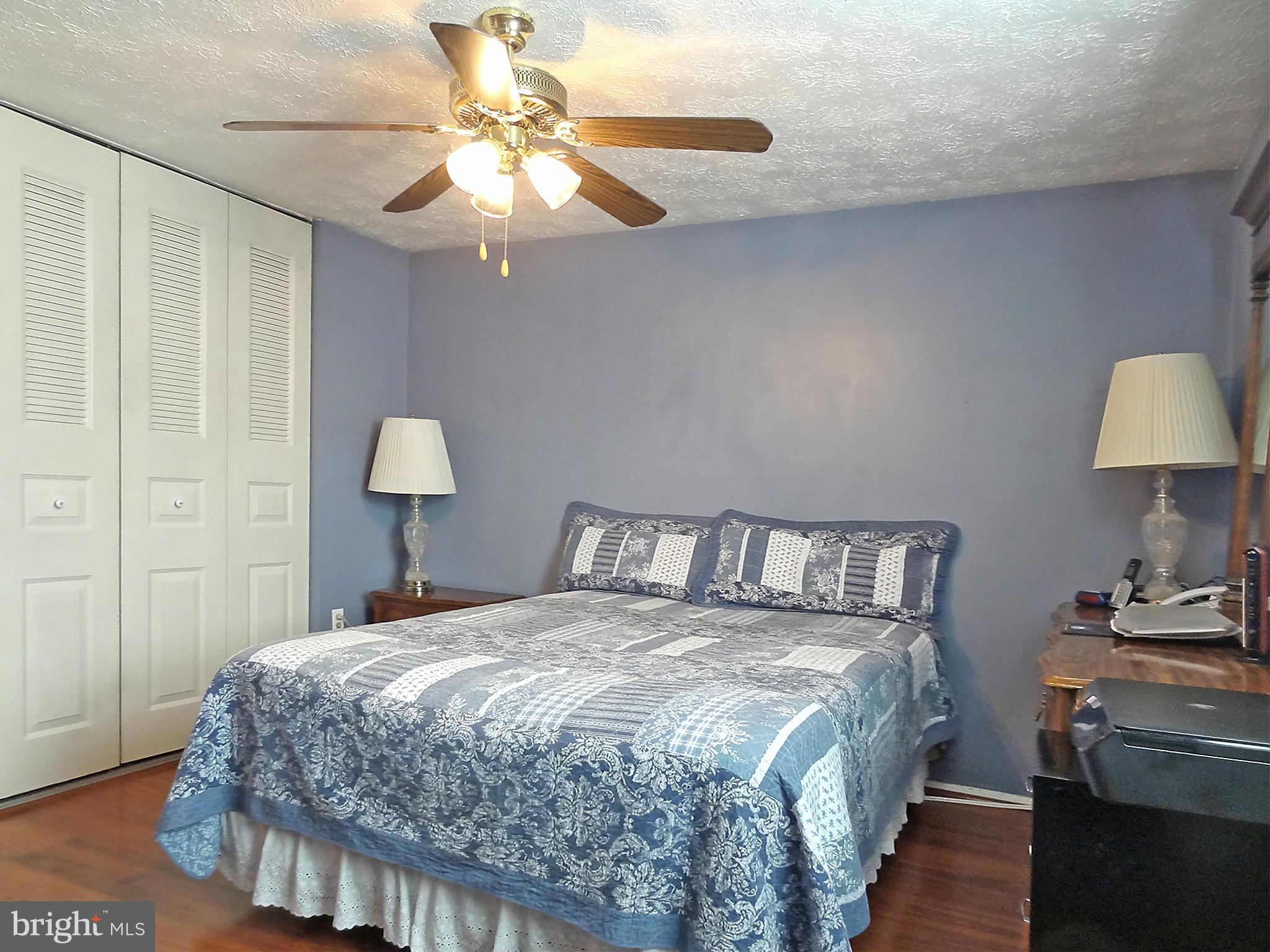 PROSPECT KNOLLS - Residential