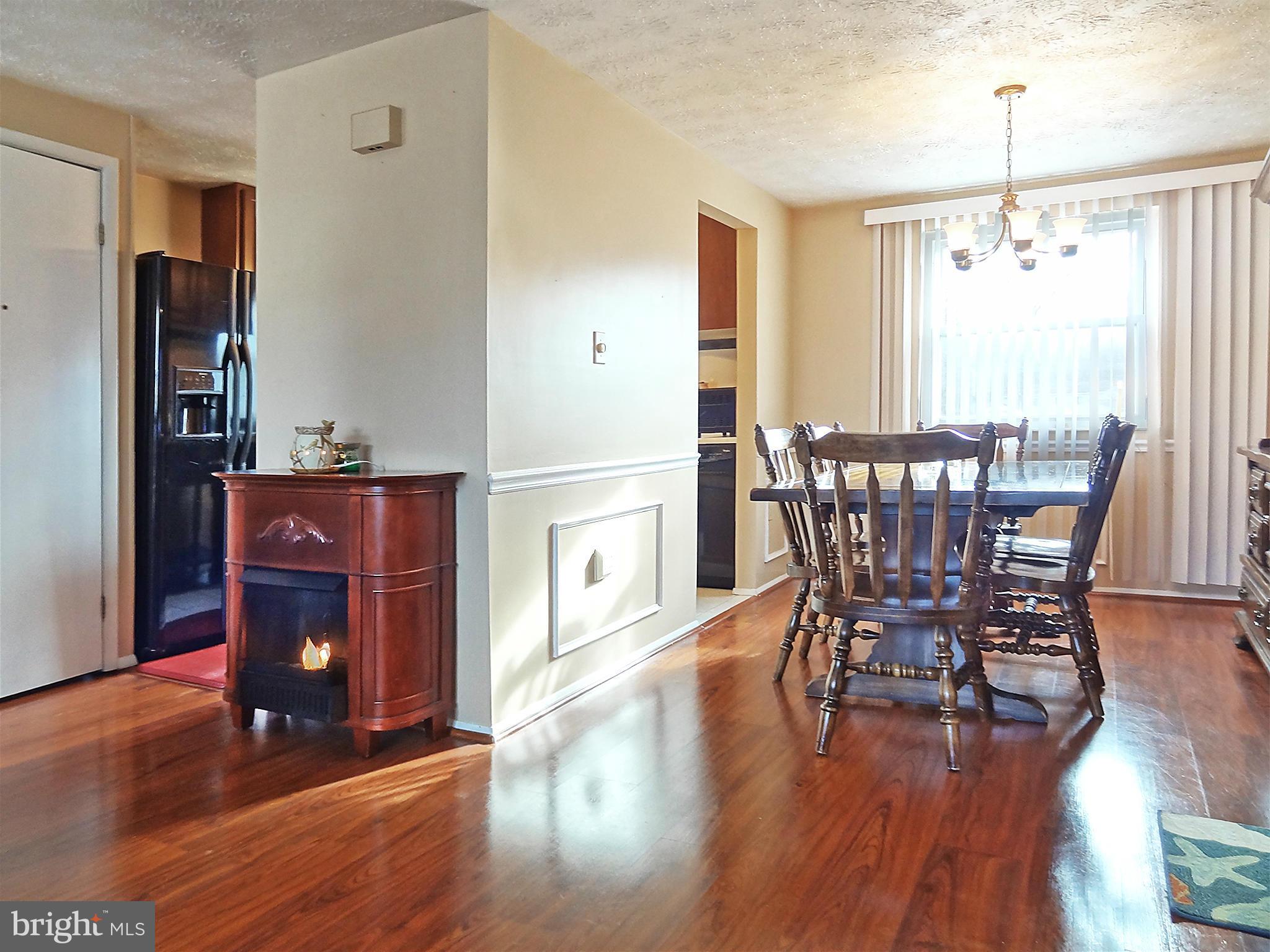 PROSPECT KNOLLS - Residential